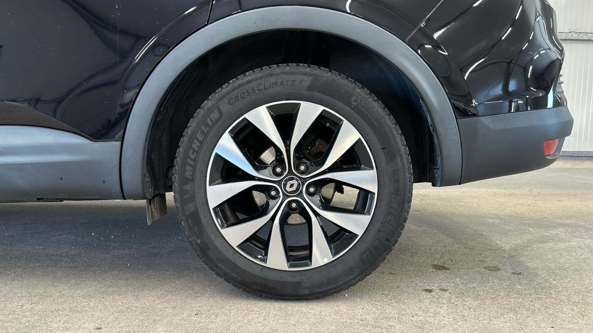 RENAULT ARKANA E-Tech 145 Business
