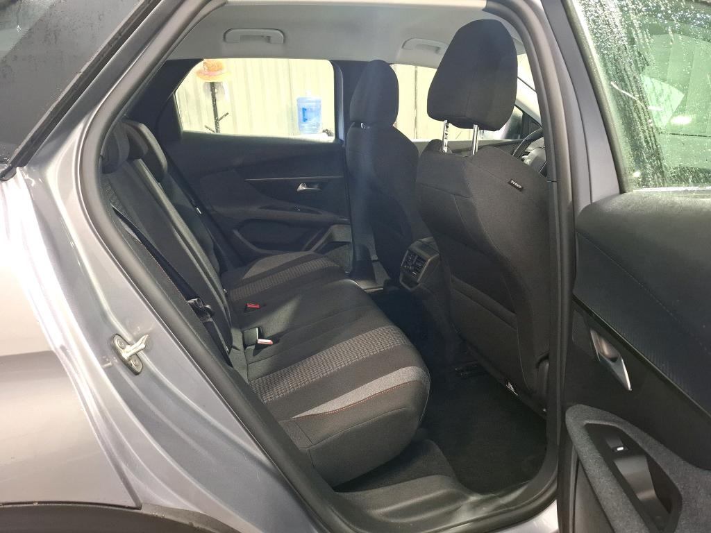 PEUGEOT 3008 BlueHDi 130ch S&S EAT8 Active Pack