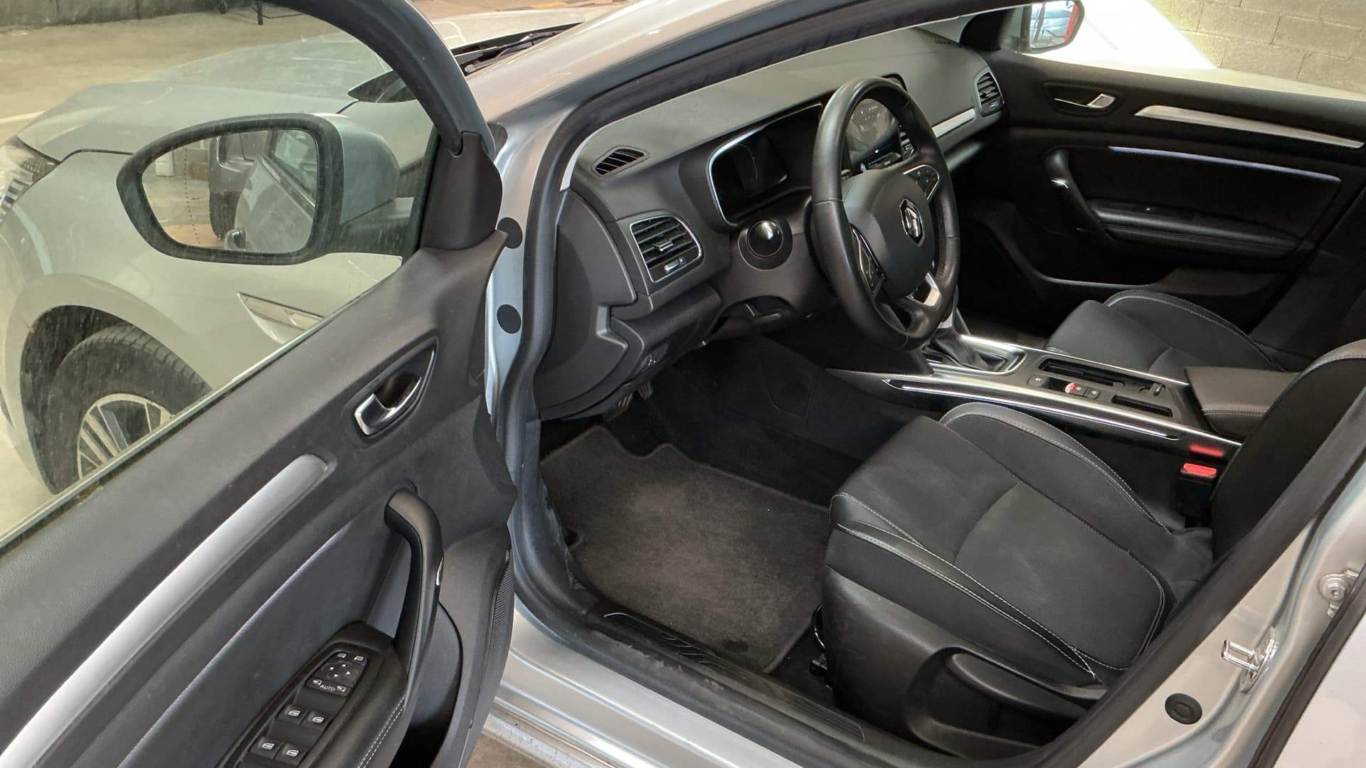 RENAULT MEGANE IV BERLINE Blue dCi 115 EDC - 21N Intens