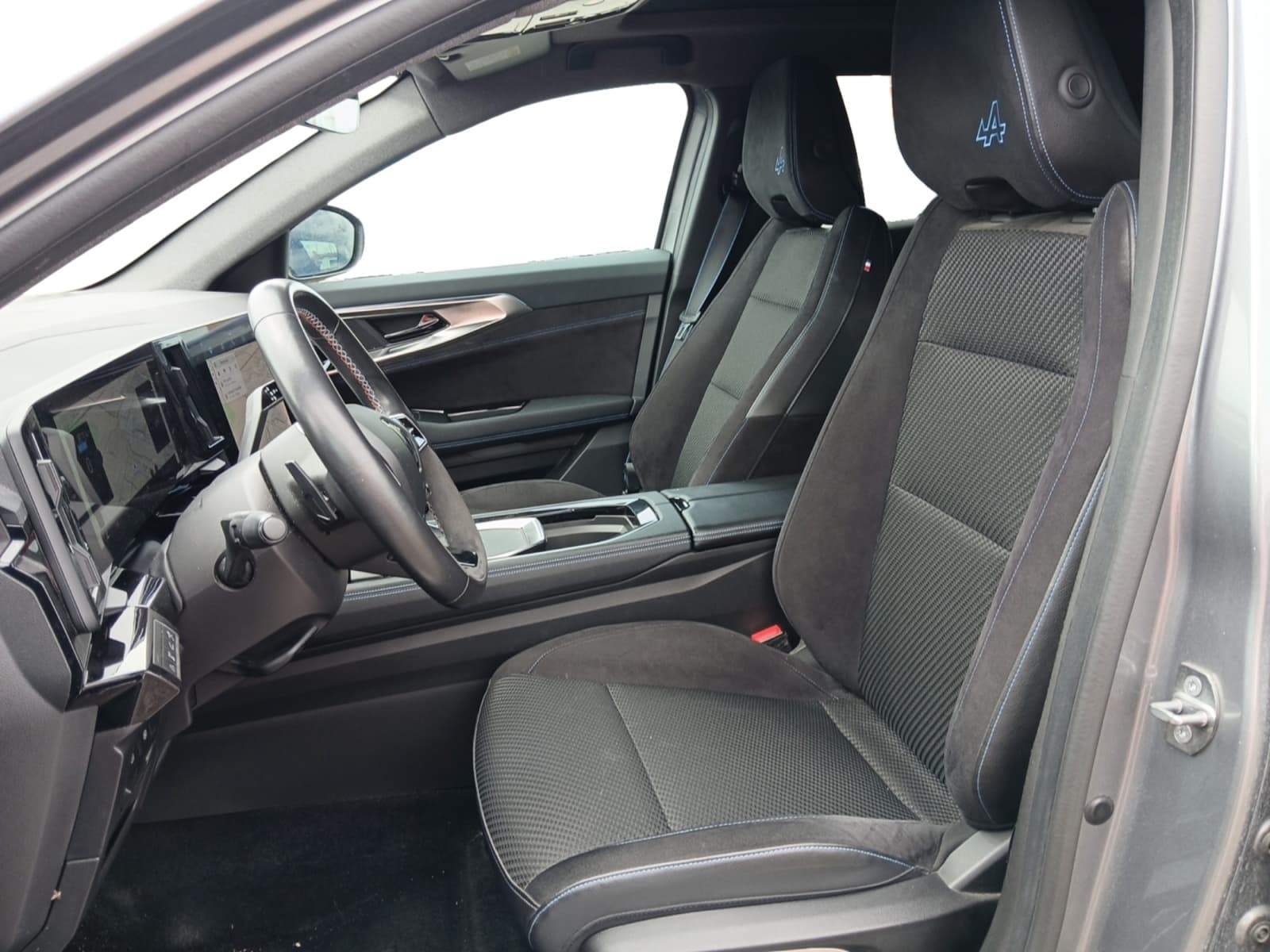RENAULT AUSTRAL E-Tech hybrid 200 Iconic esprit Alpine