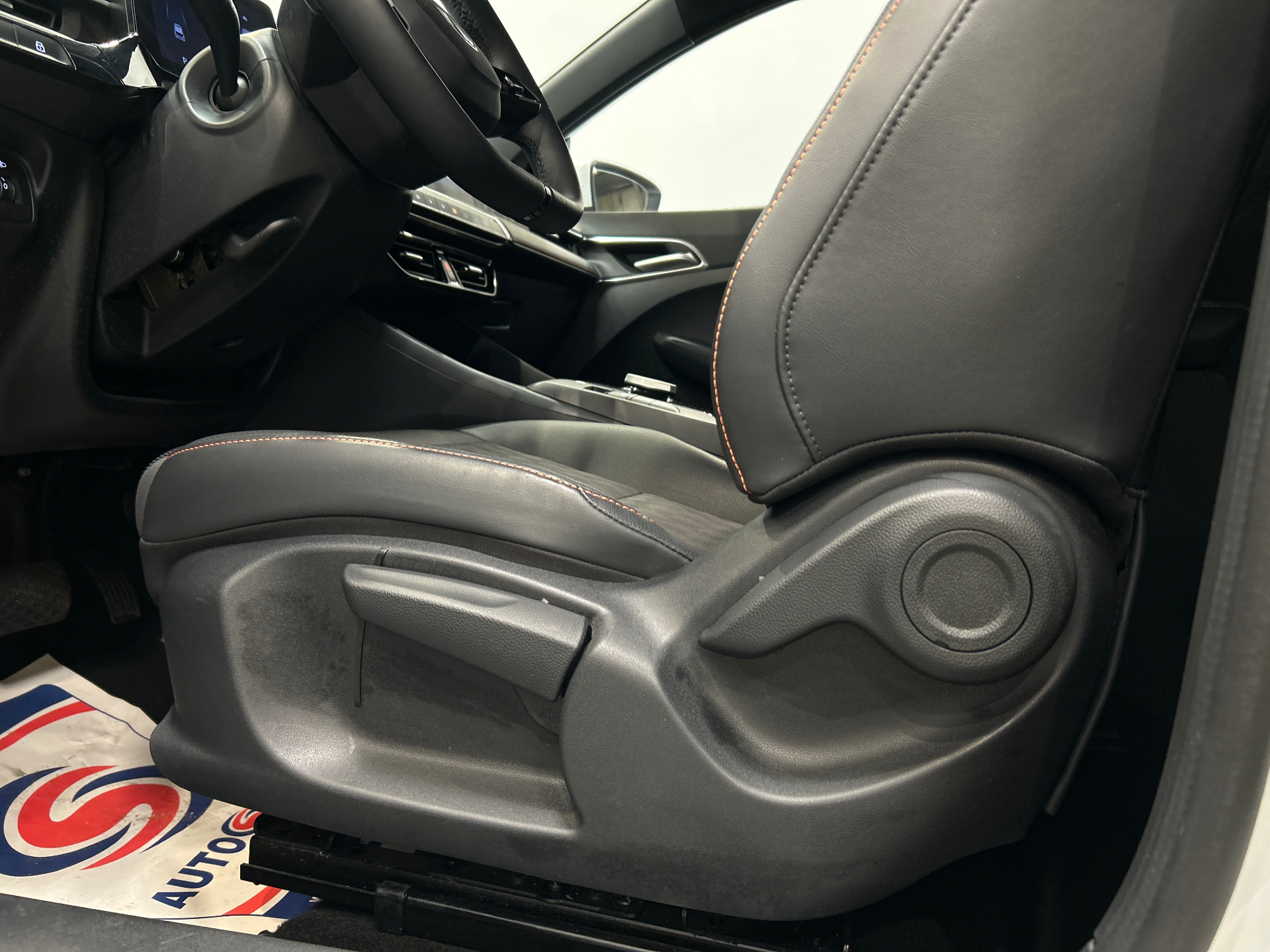 MG MG3 1.5 L Hybrid+ 195 ch Luxury