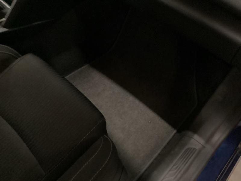 RENAULT MEGANE IV ESTATE Blue dCi 115 EDC Business — expertise