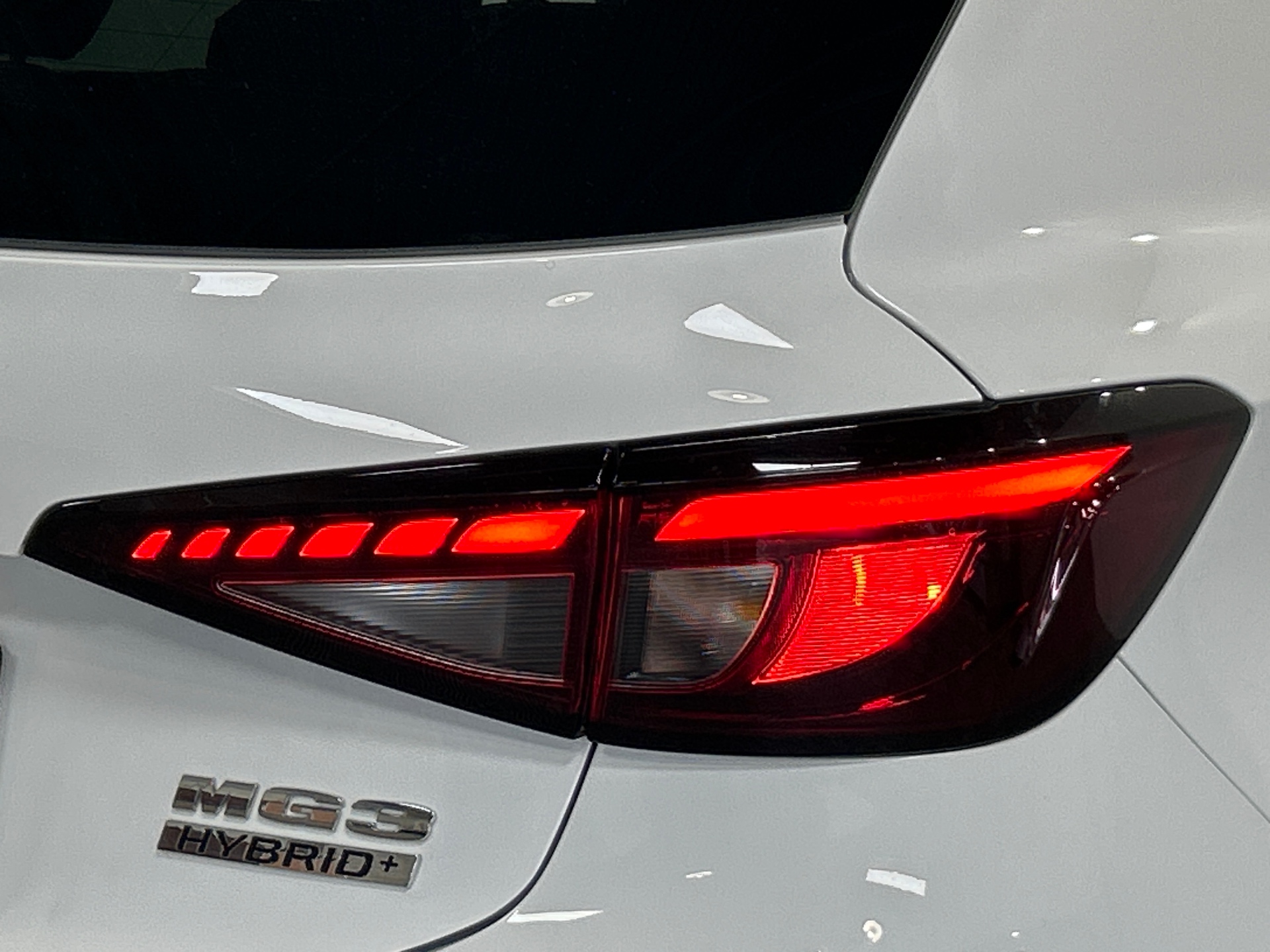 MG MG3 1.5 L Hybrid+ 195 ch Luxury
