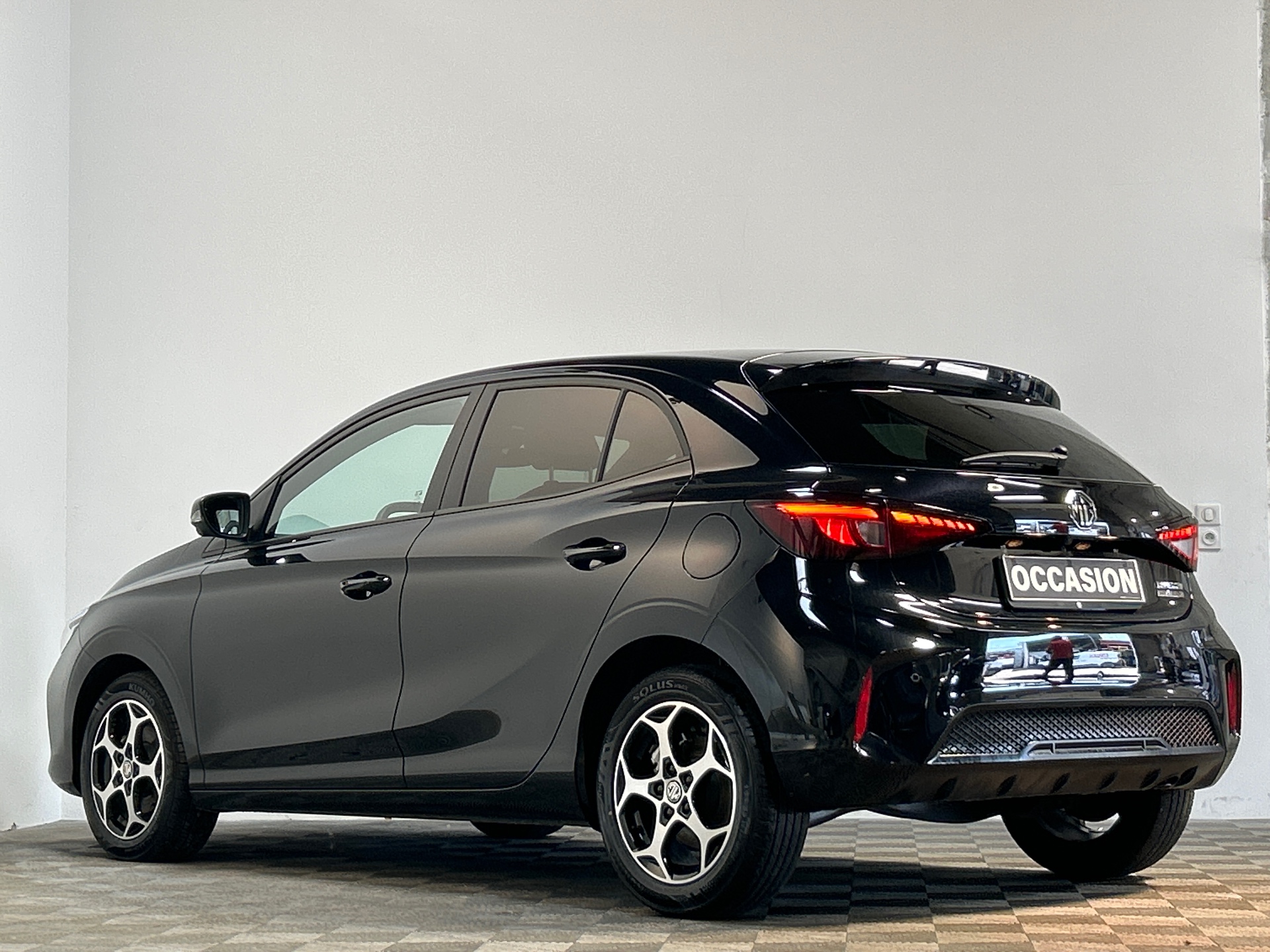 MG MG3 1.5 L Hybrid+ 195 ch Luxury
