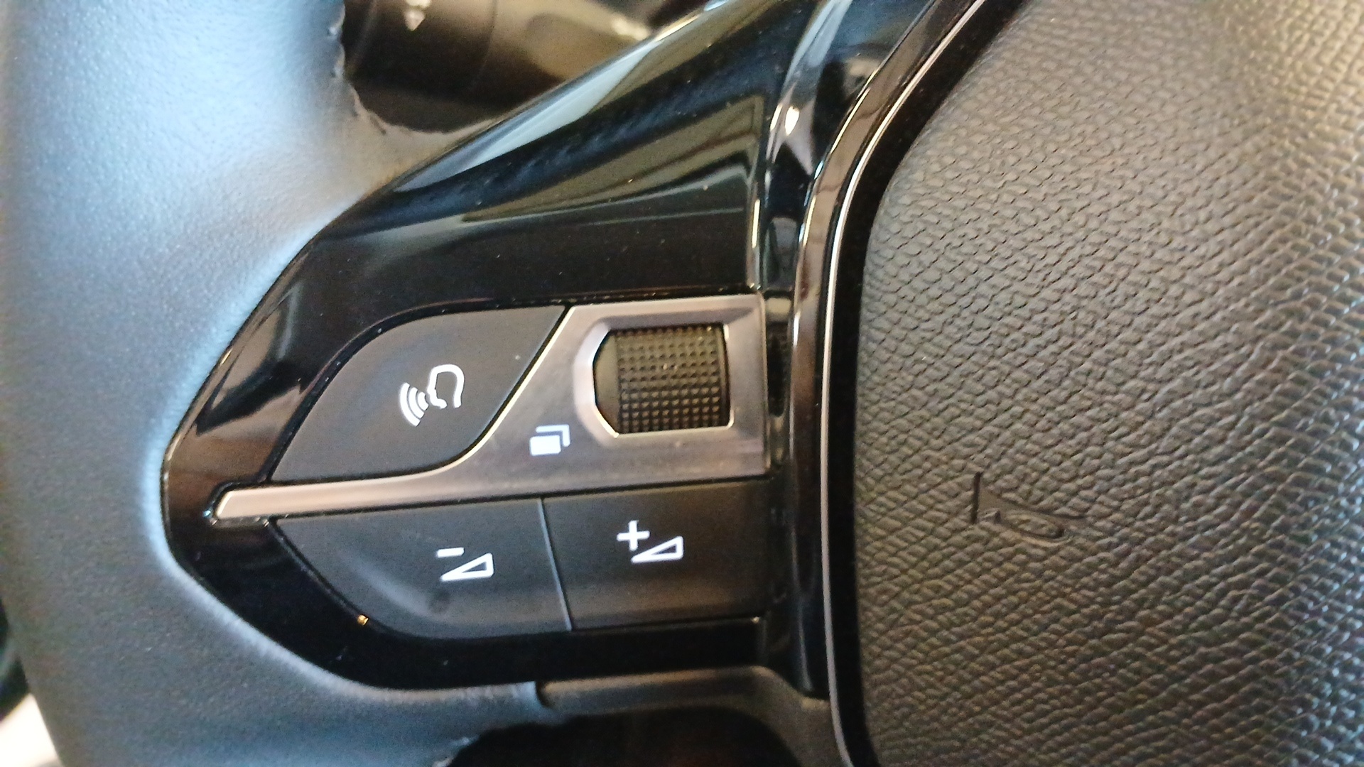 PEUGEOT 208 Style 100 ch BVM6