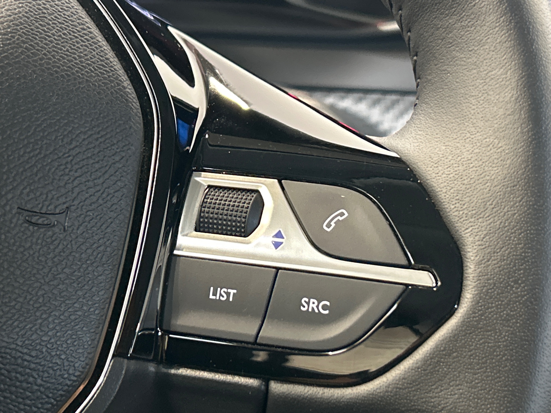 PEUGEOT 208 Style 100 ch BVM6