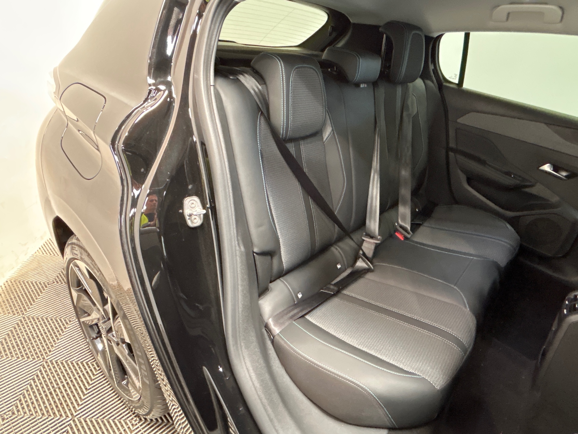 PEUGEOT 308 Allure Hybrid 145 ch e-DCS6