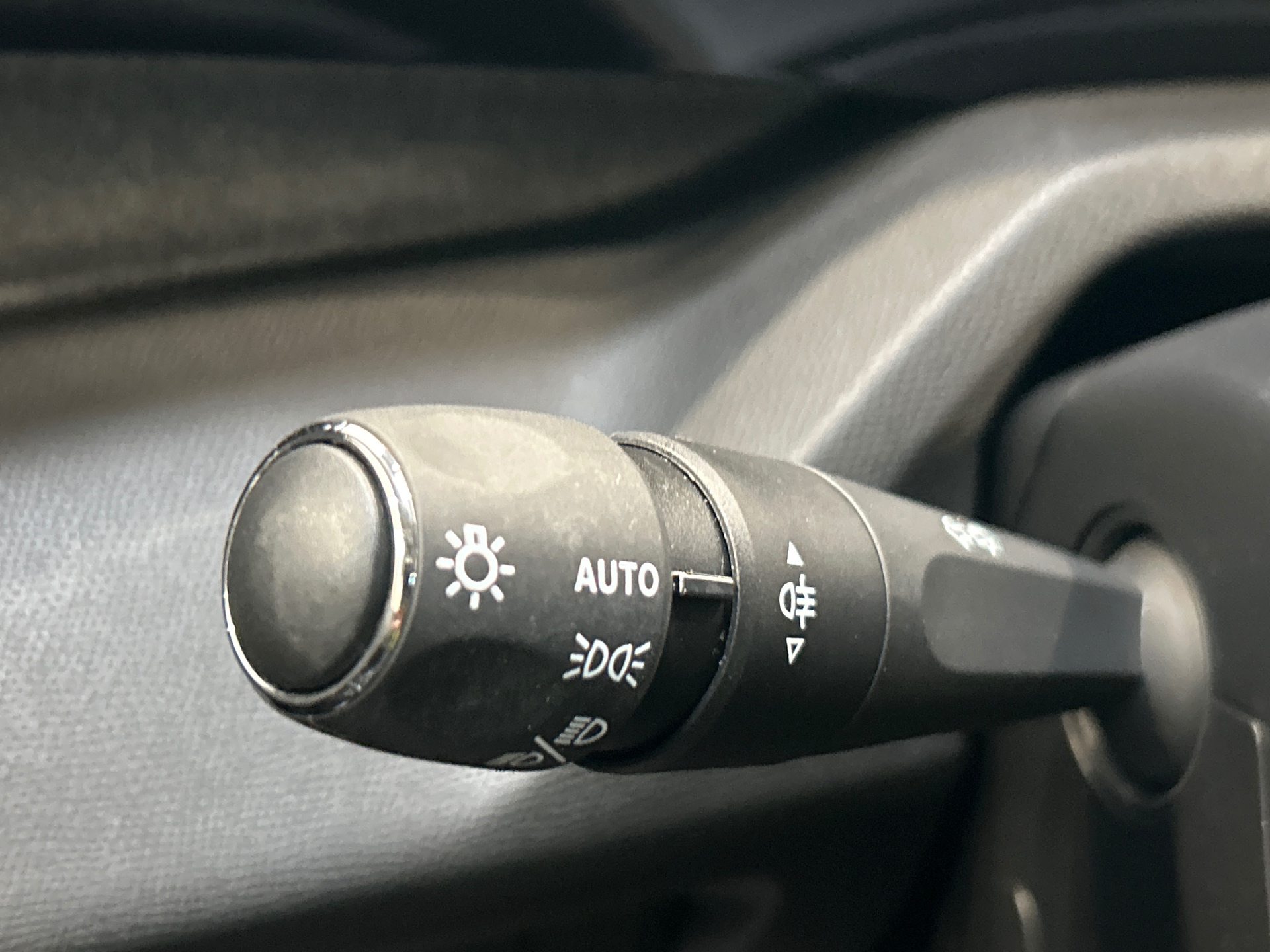 PEUGEOT 308 Allure Hybrid 145 ch e-DCS6