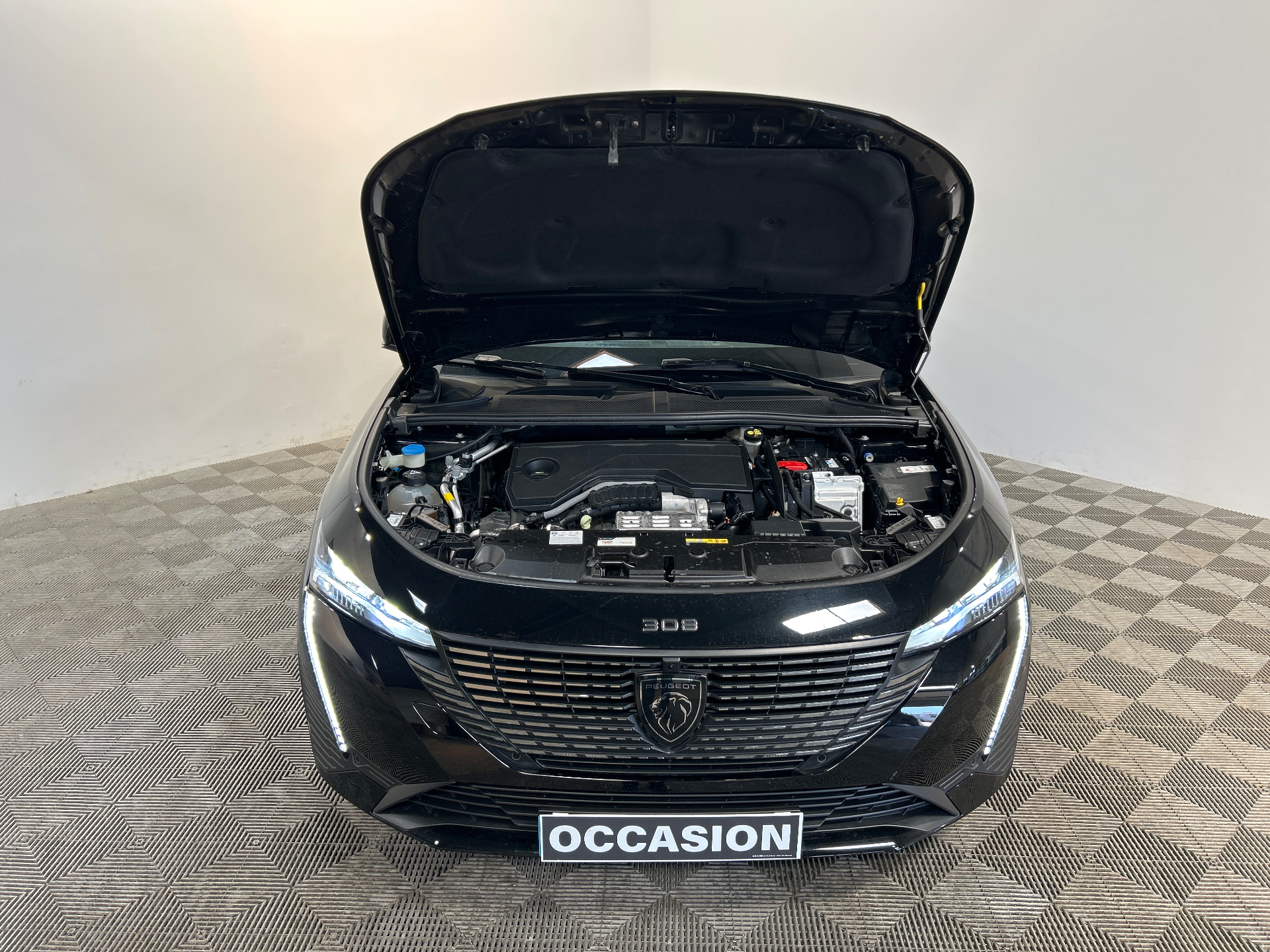 PEUGEOT 308 Allure Hybrid 145 ch e-DCS6 — expertise