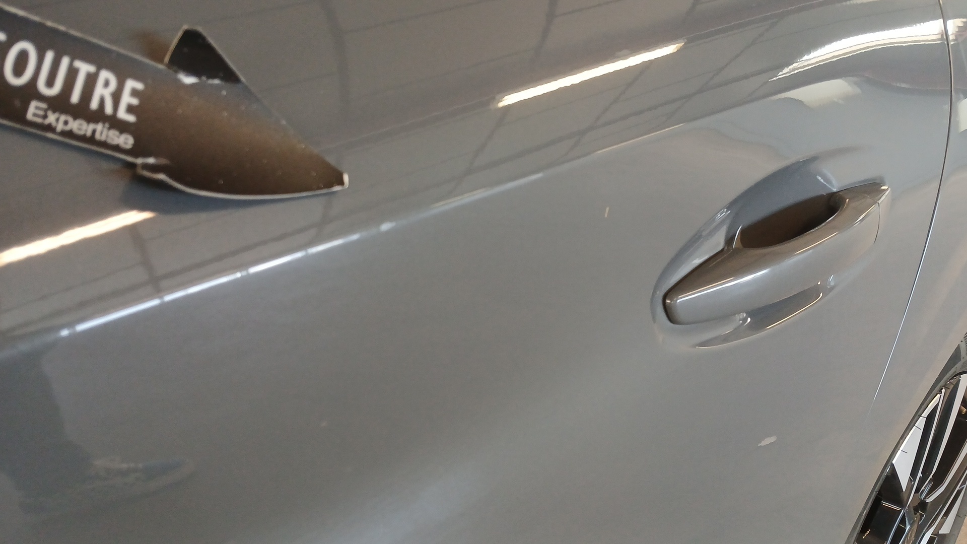 PEUGEOT 208 Allure 100 ch BVM6 — expertise