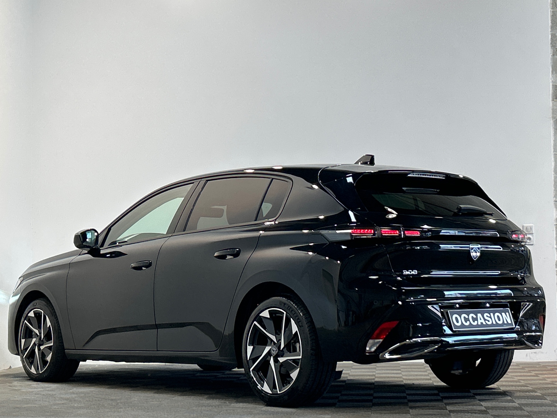 PEUGEOT 308 Allure Hybrid 145 ch e-DCS6