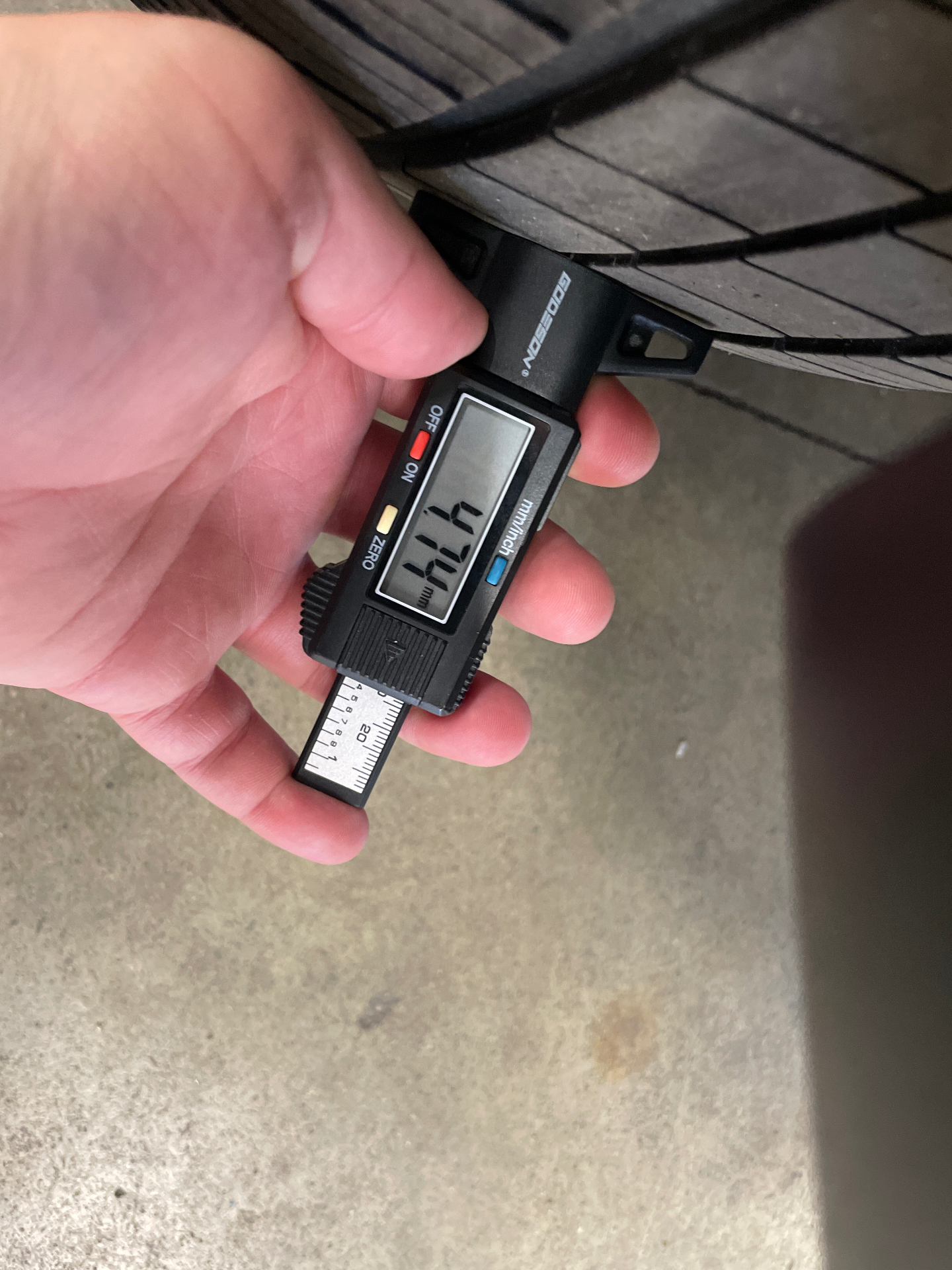 CITROEN C4 PURETECH 130CH.BVM PLUS — expertise