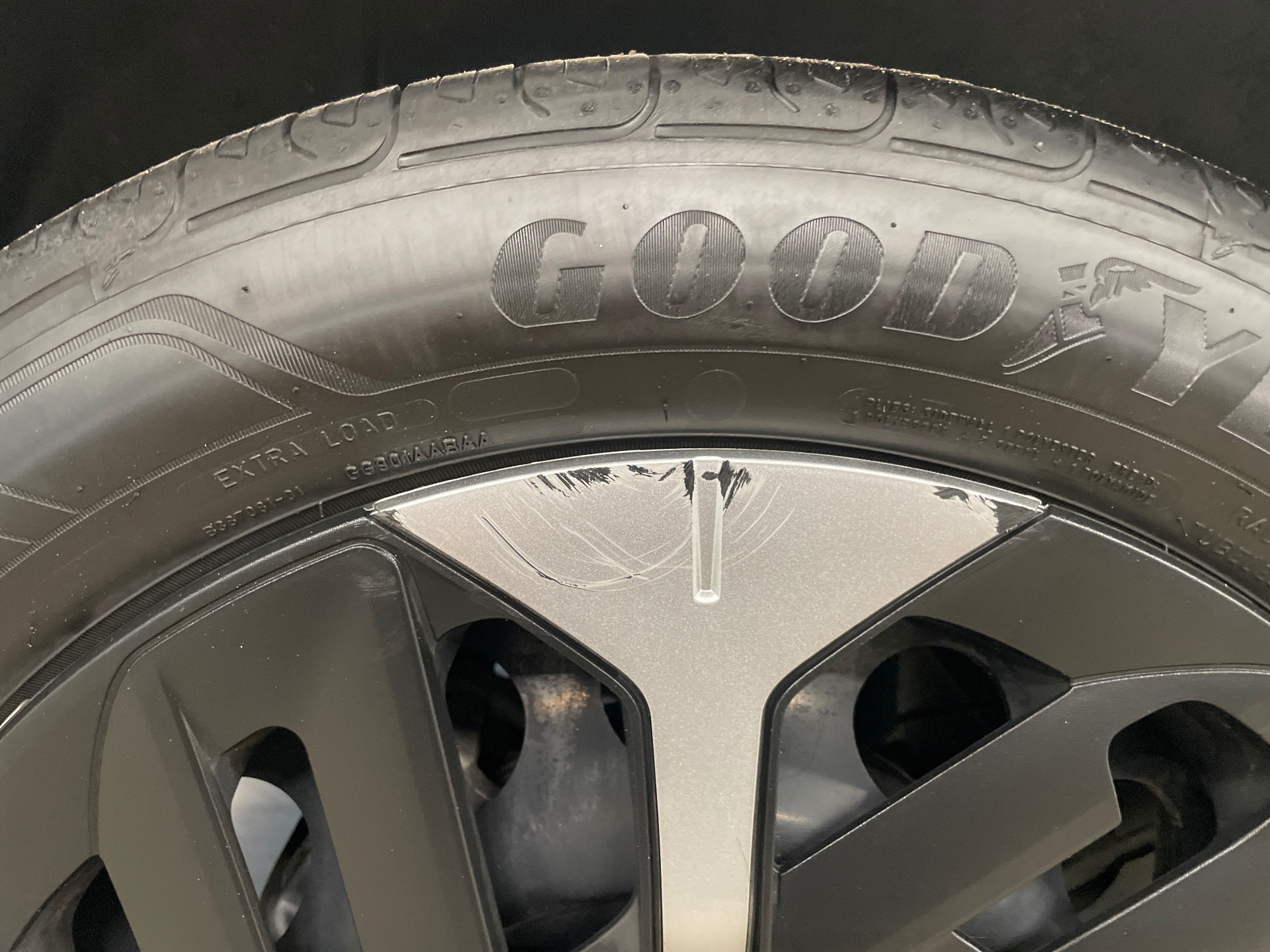 CITROEN C4 Hybride 145ch E-Dcs6 PLUS — expertise