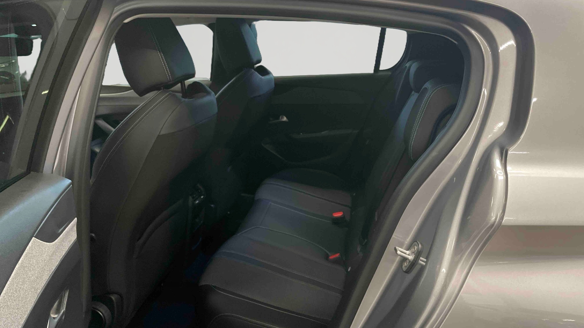 PEUGEOT 308 Allure Hybrid 145 ch e-DCS6