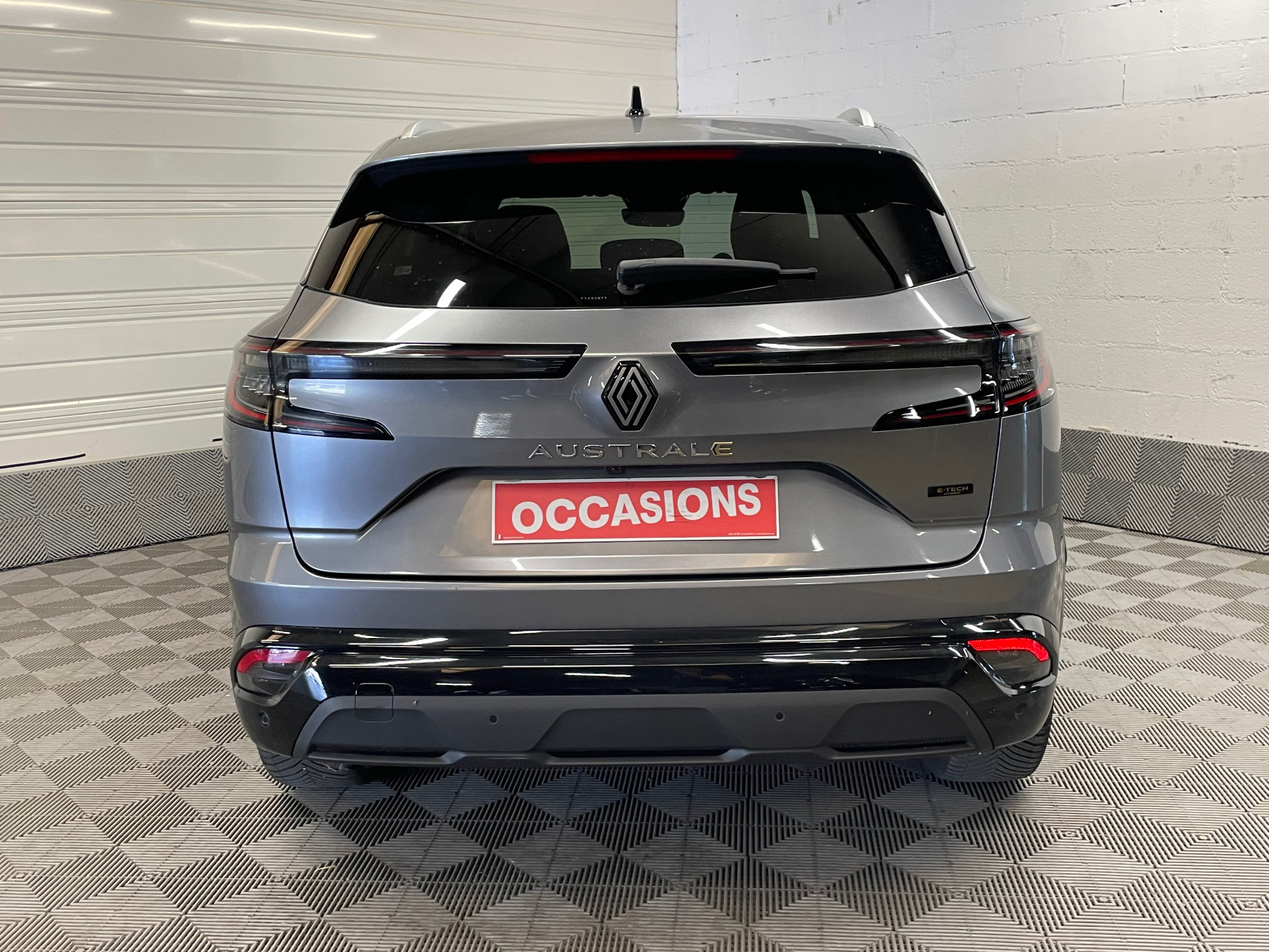 RENAULT AUSTRAL E-Tech hybrid 200 Iconic