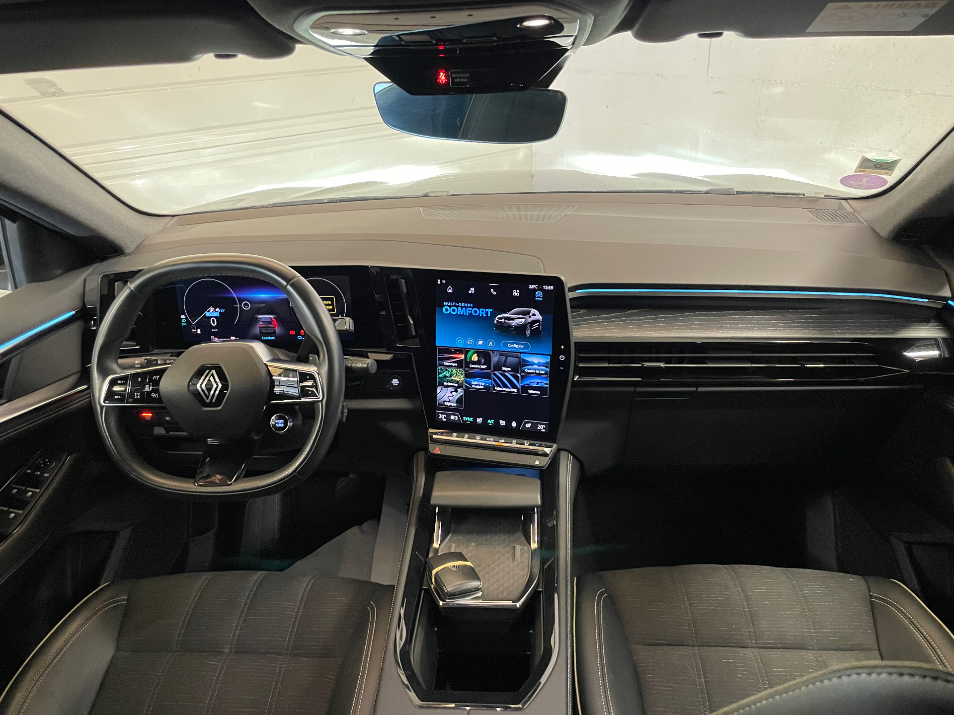 RENAULT AUSTRAL E-Tech hybrid 200 Iconic