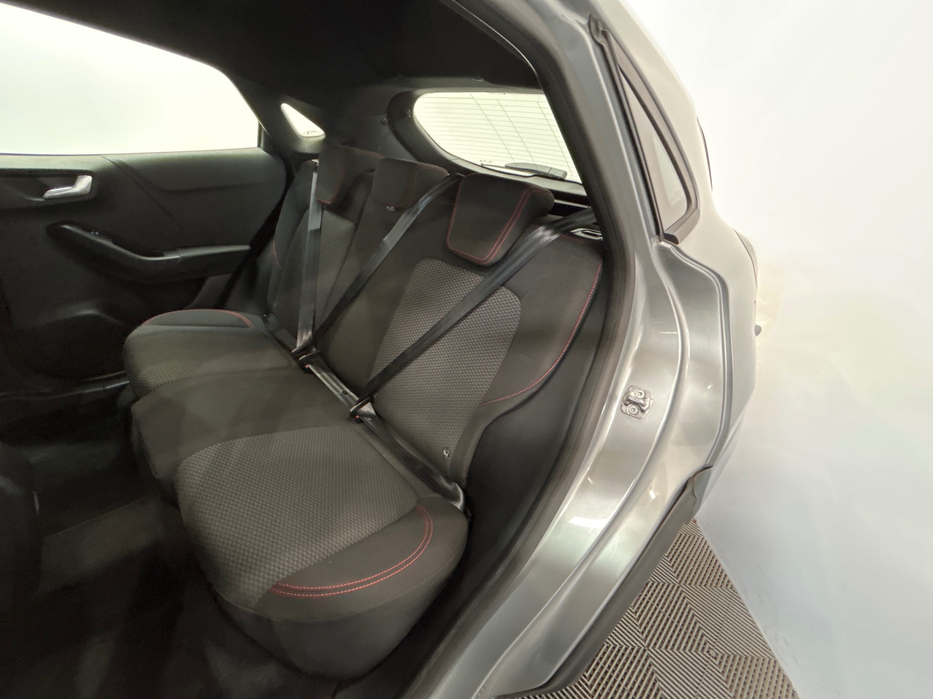 FORD PUMA 1.0 EcoBoost 125 ch mHEV S&S Powershift ST-Line