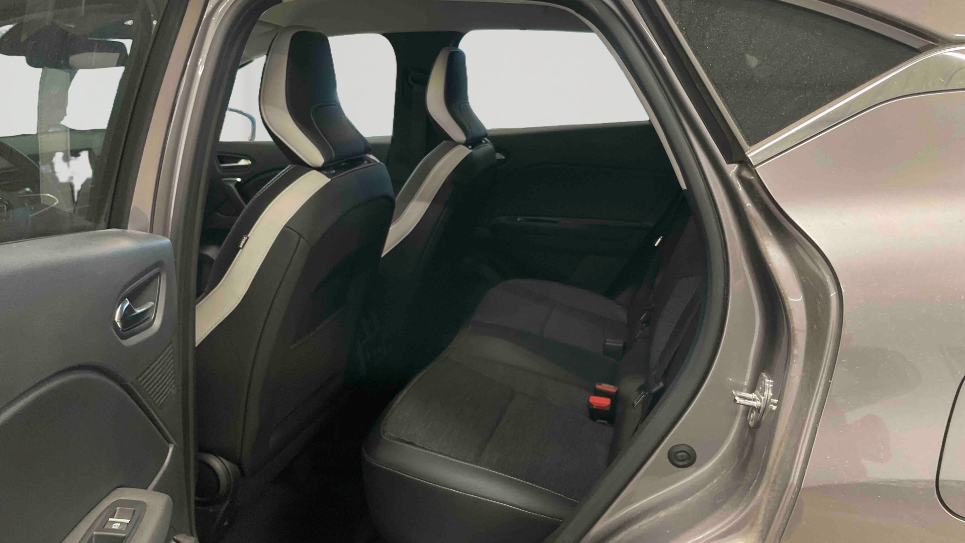 RENAULT CAPTUR E-Tech Plug-in 160 Intens