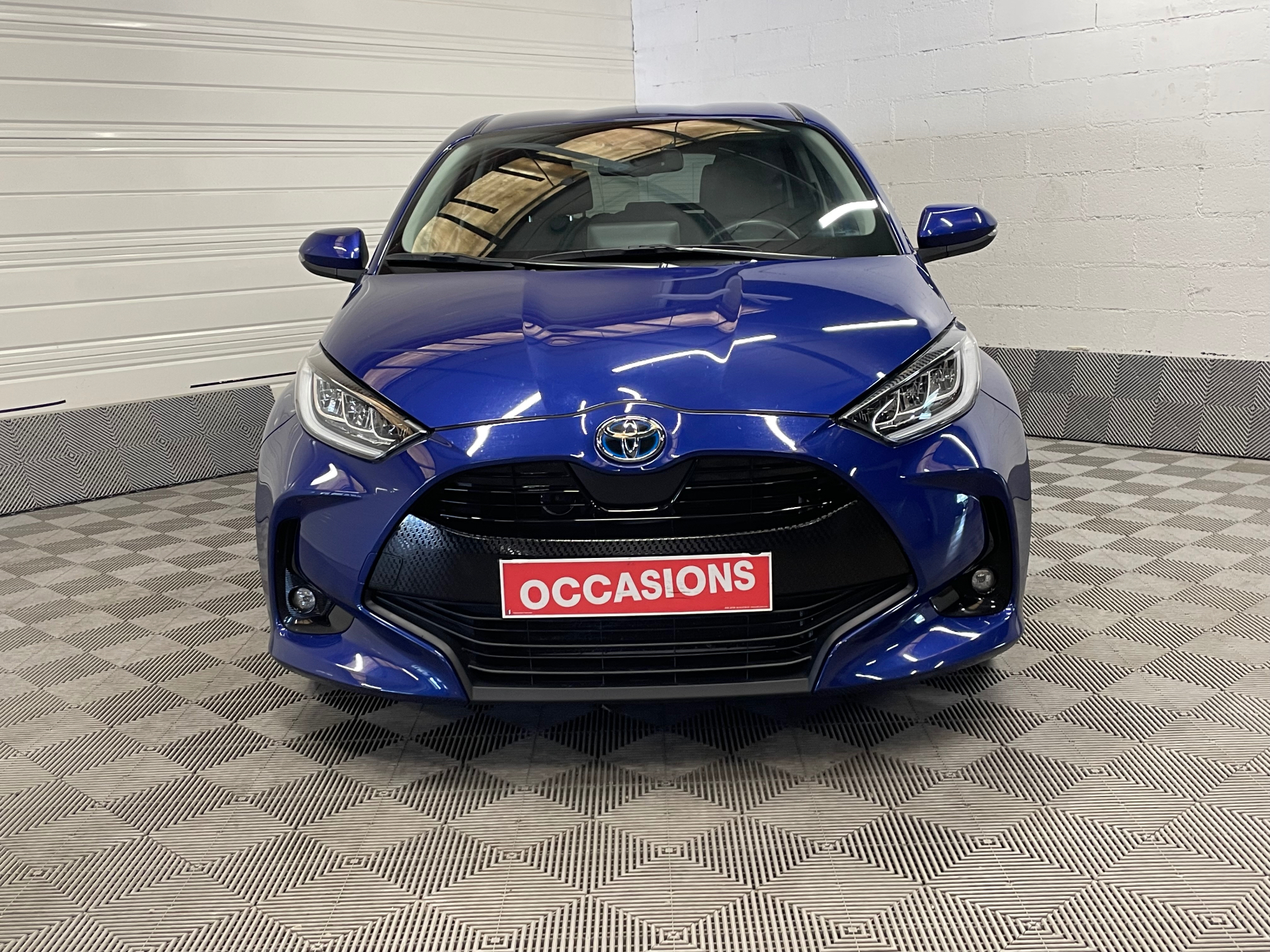 TOYOTA YARIS HYBRIDE MY22 116h Design