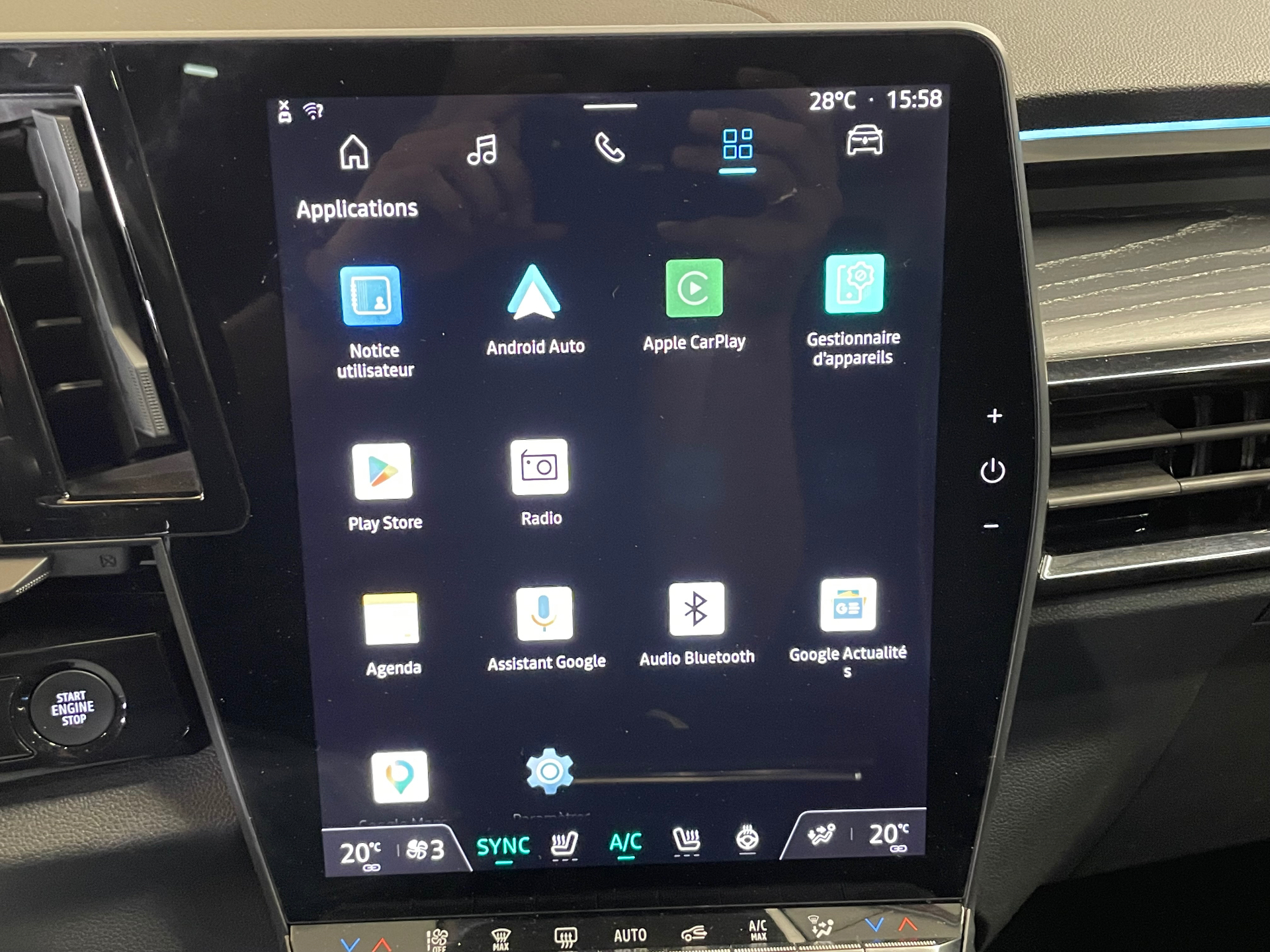 RENAULT AUSTRAL E-Tech hybrid 200 Iconic