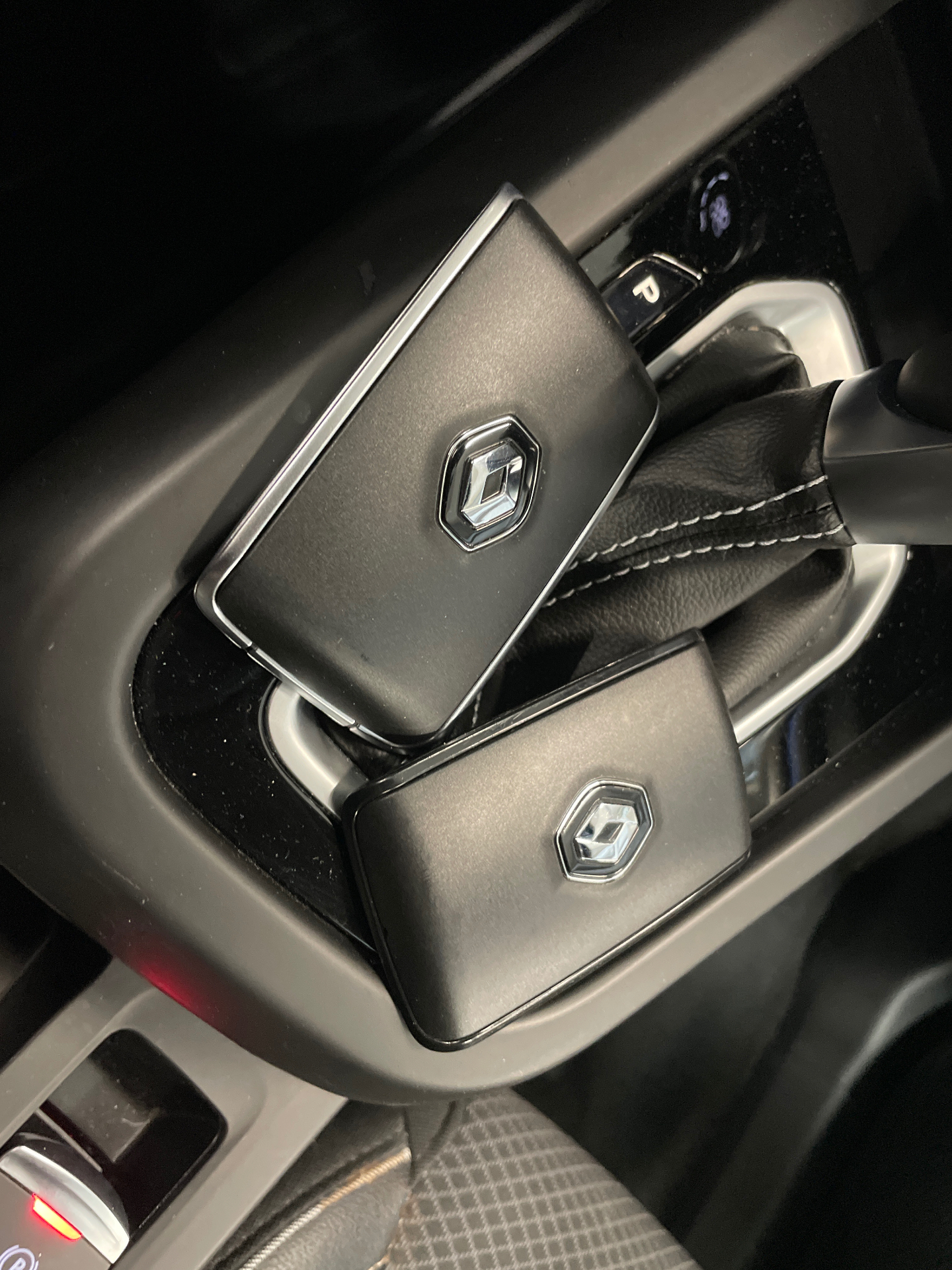 RENAULT ARKANA E-Tech hybride 145 - 22 Techno — expertise