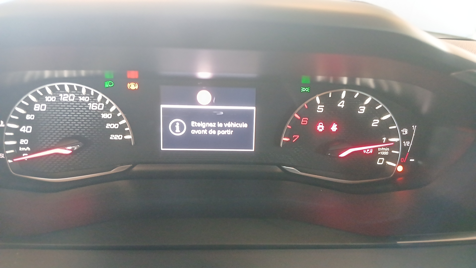 PEUGEOT 208 Style 100 ch BVM6 — expertise