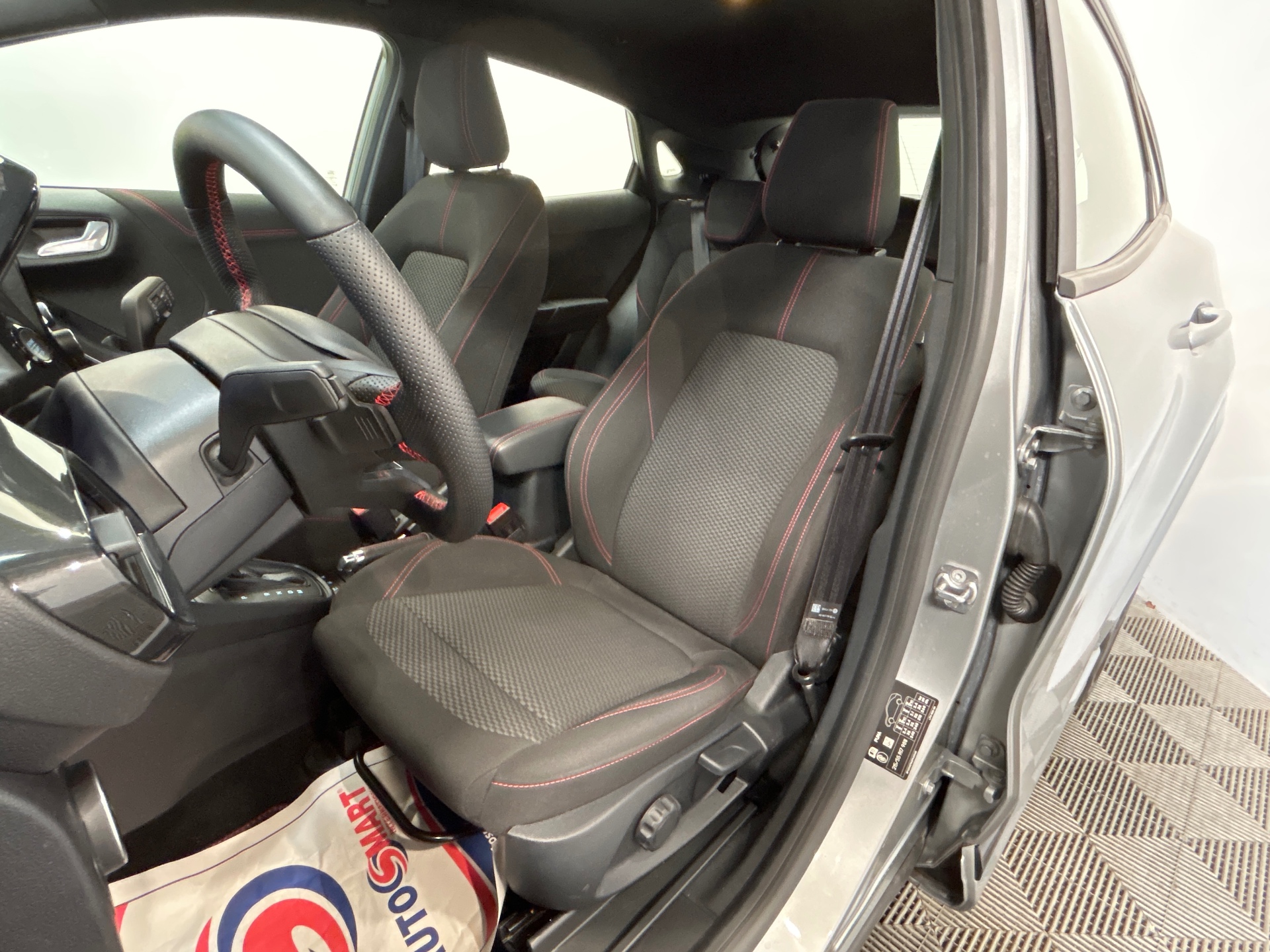 FORD PUMA 1.0 EcoBoost 125 ch mHEV S&S Powershift ST-Line