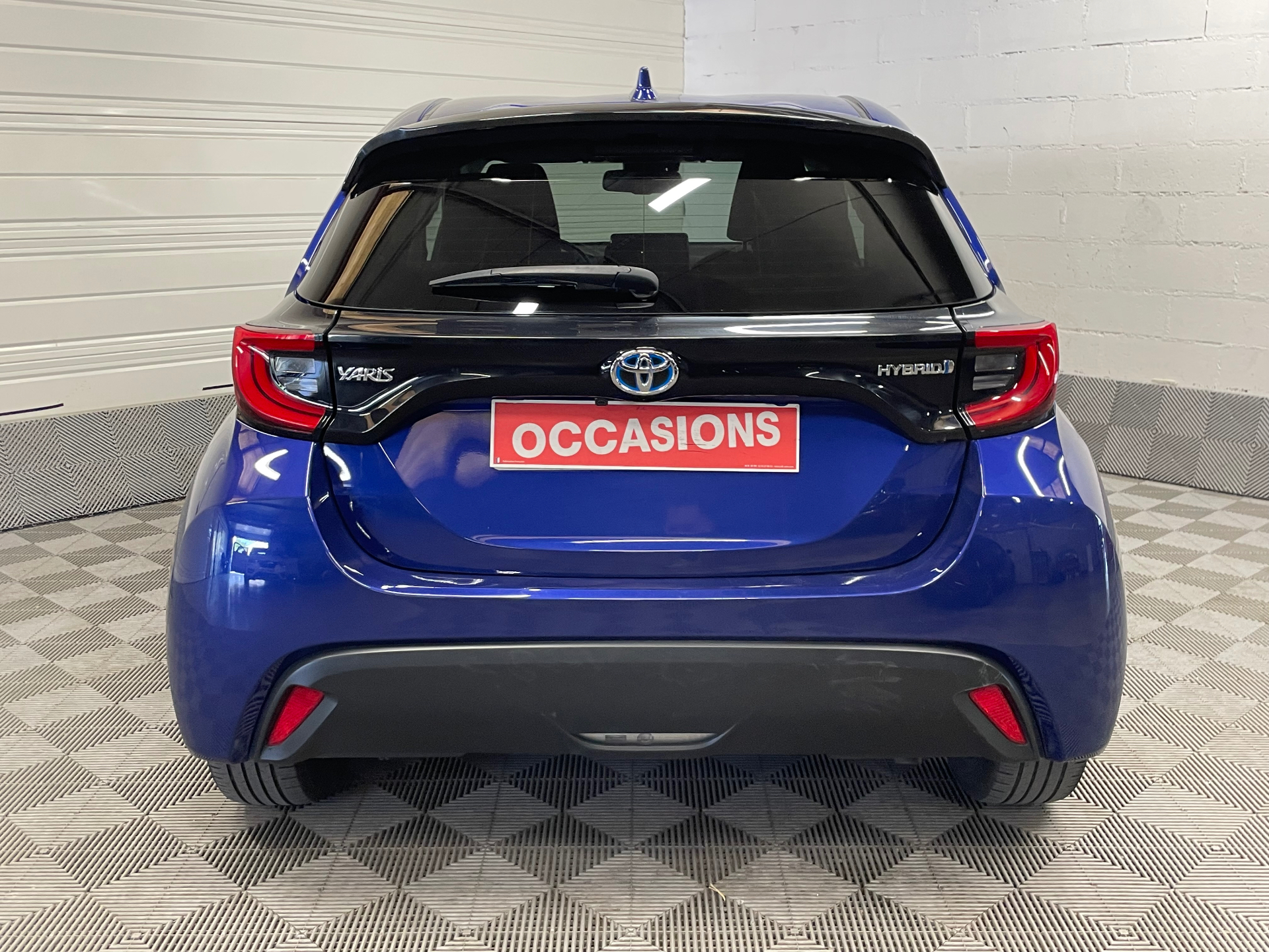 TOYOTA YARIS HYBRIDE MY22 116h Design
