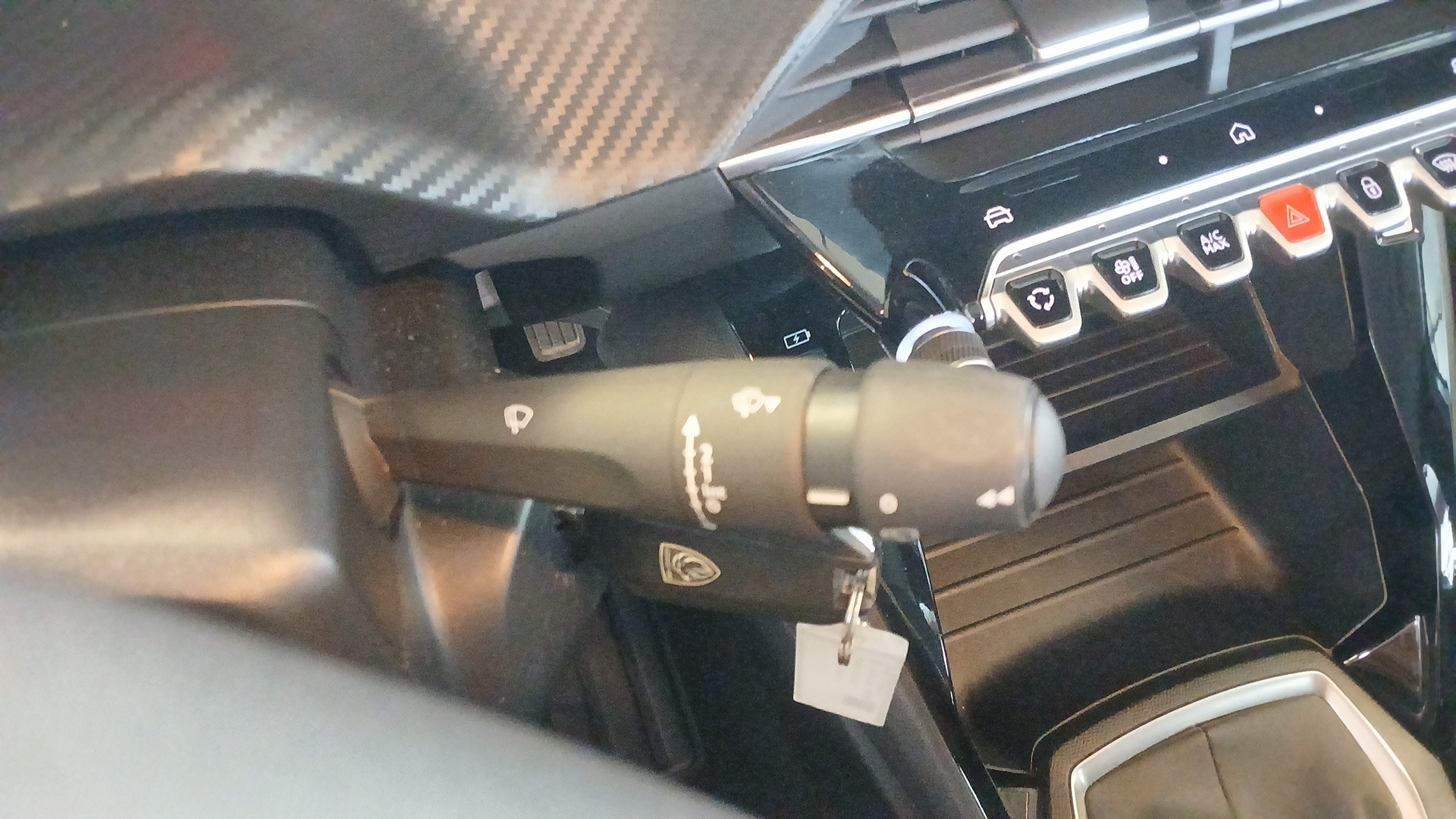 PEUGEOT 208 Style 100 ch BVM6