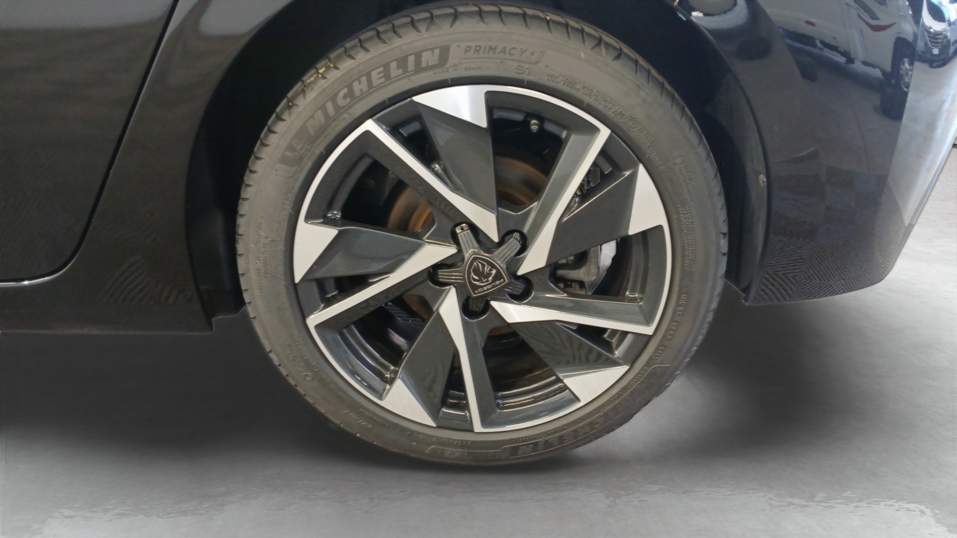 PEUGEOT 308 Allure BlueHDI 130 ch S&S EAT8