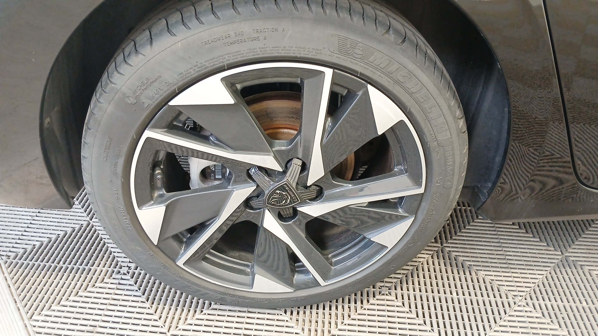 PEUGEOT 308 Allure BlueHDI 130 ch S&S EAT8 — expertise