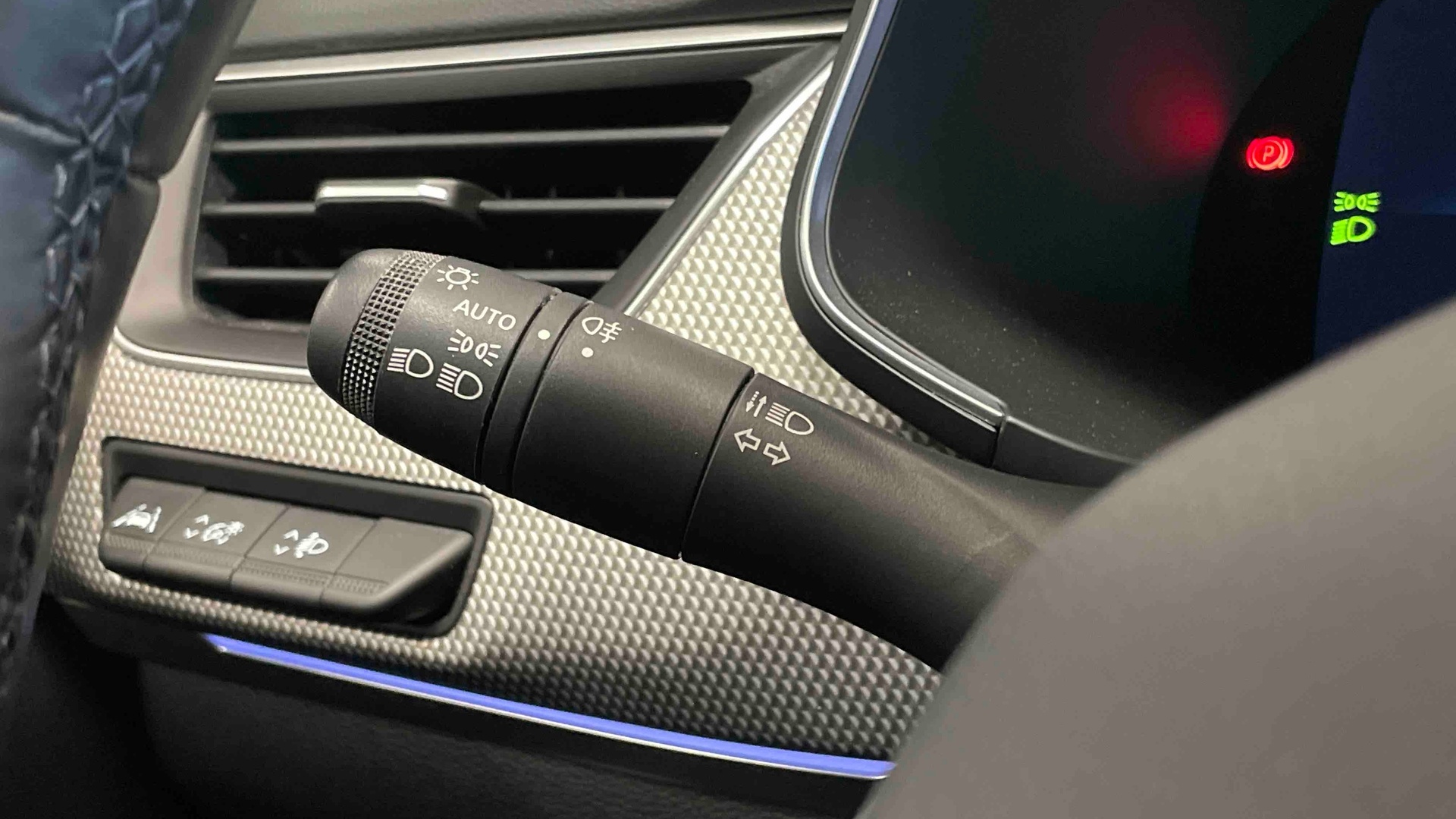 RENAULT ARKANA E-Tech hybride 145 - 22 Techno