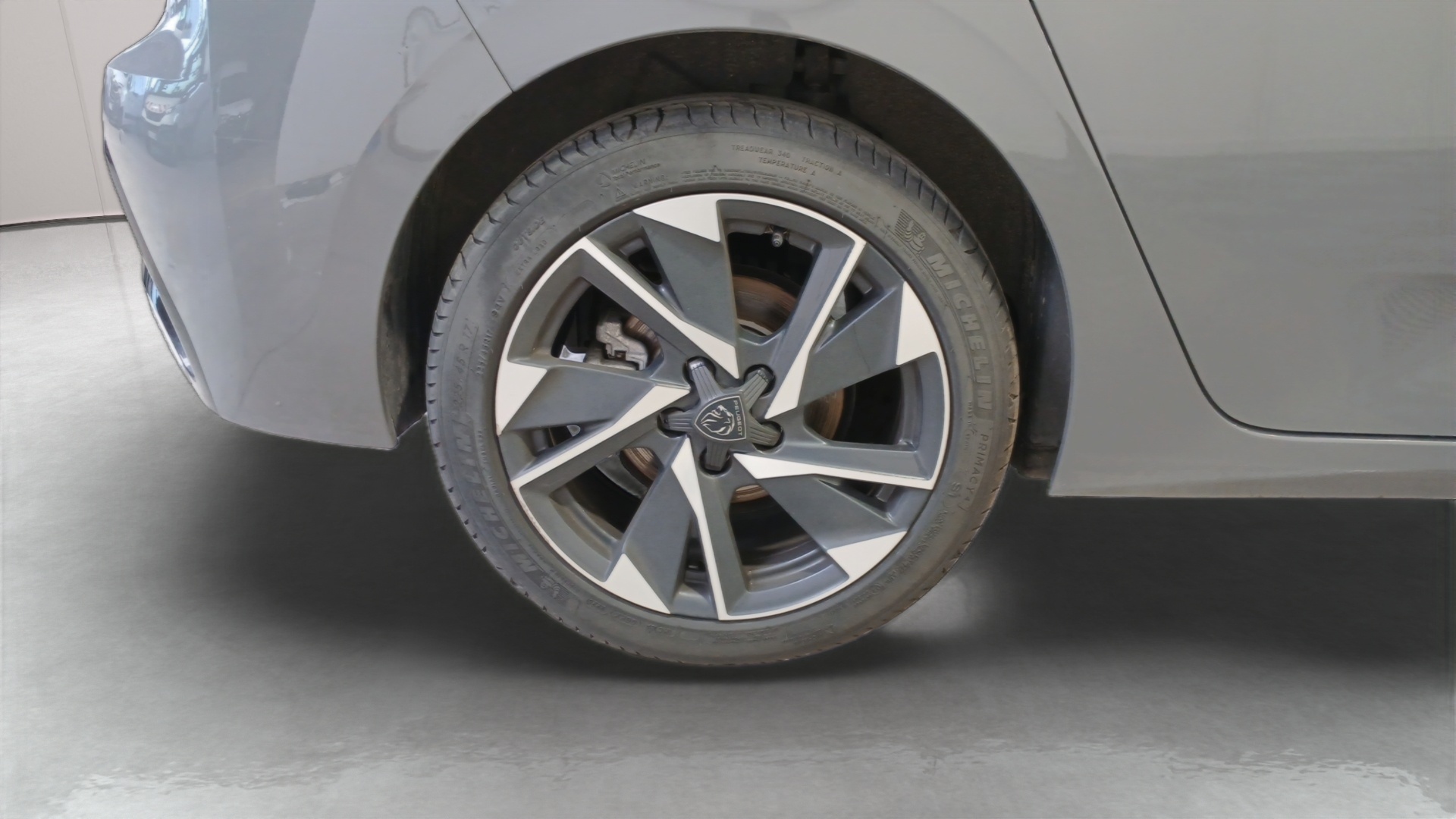 PEUGEOT 308 Allure BlueHDI 130 ch S&S EAT8