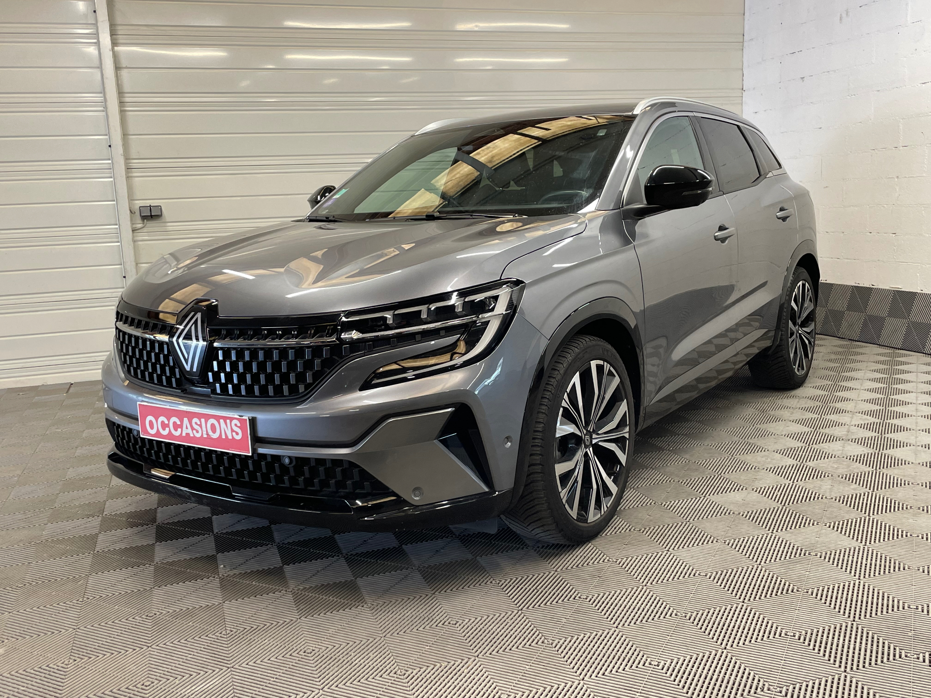 RENAULT AUSTRAL E-Tech hybrid 200 Iconic
