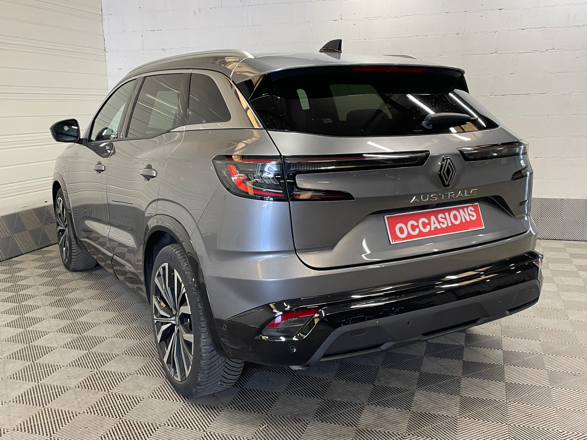 RENAULT AUSTRAL E-Tech hybrid 200 Iconic