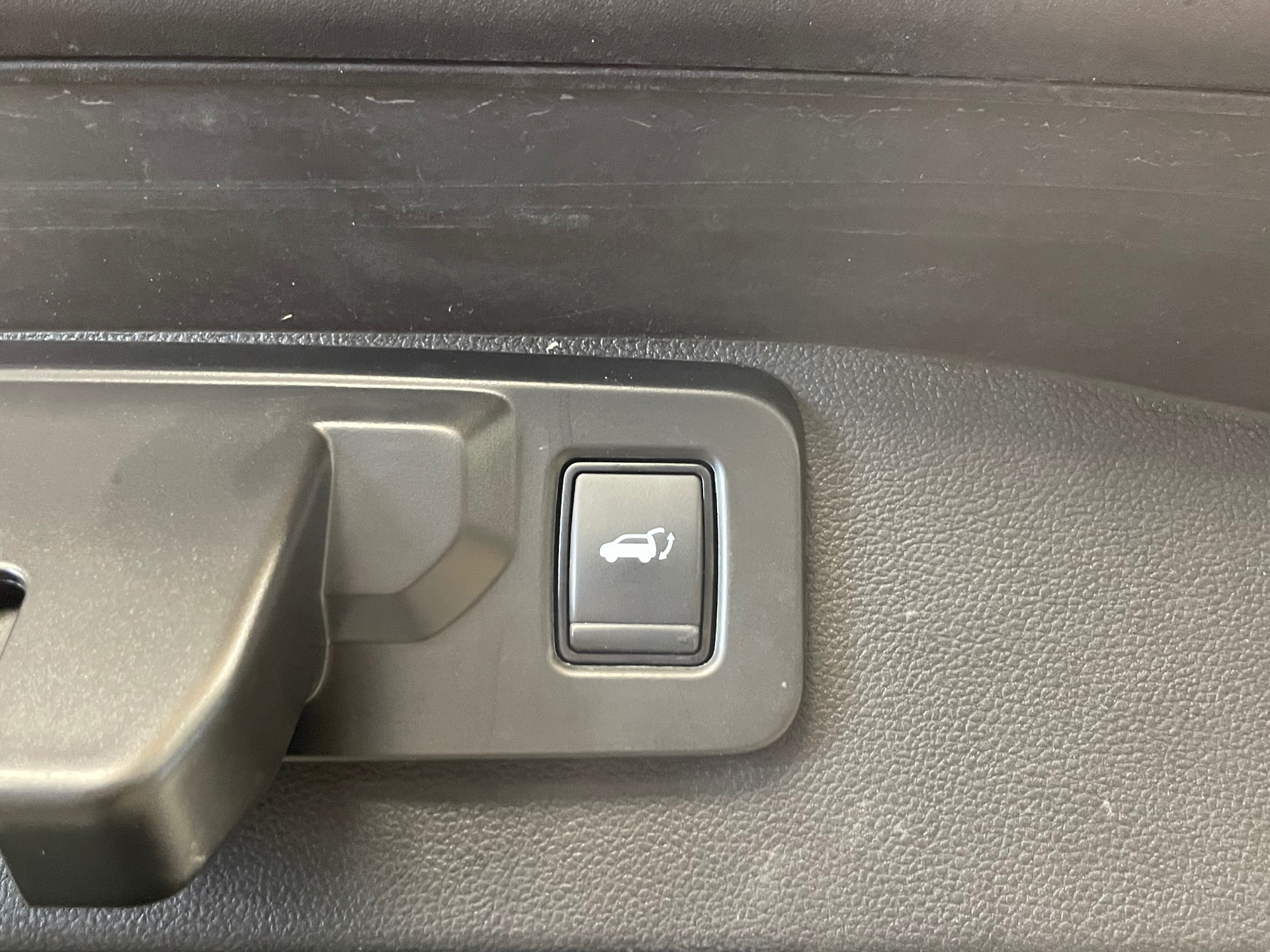 RENAULT AUSTRAL E-Tech hybrid 200 Iconic