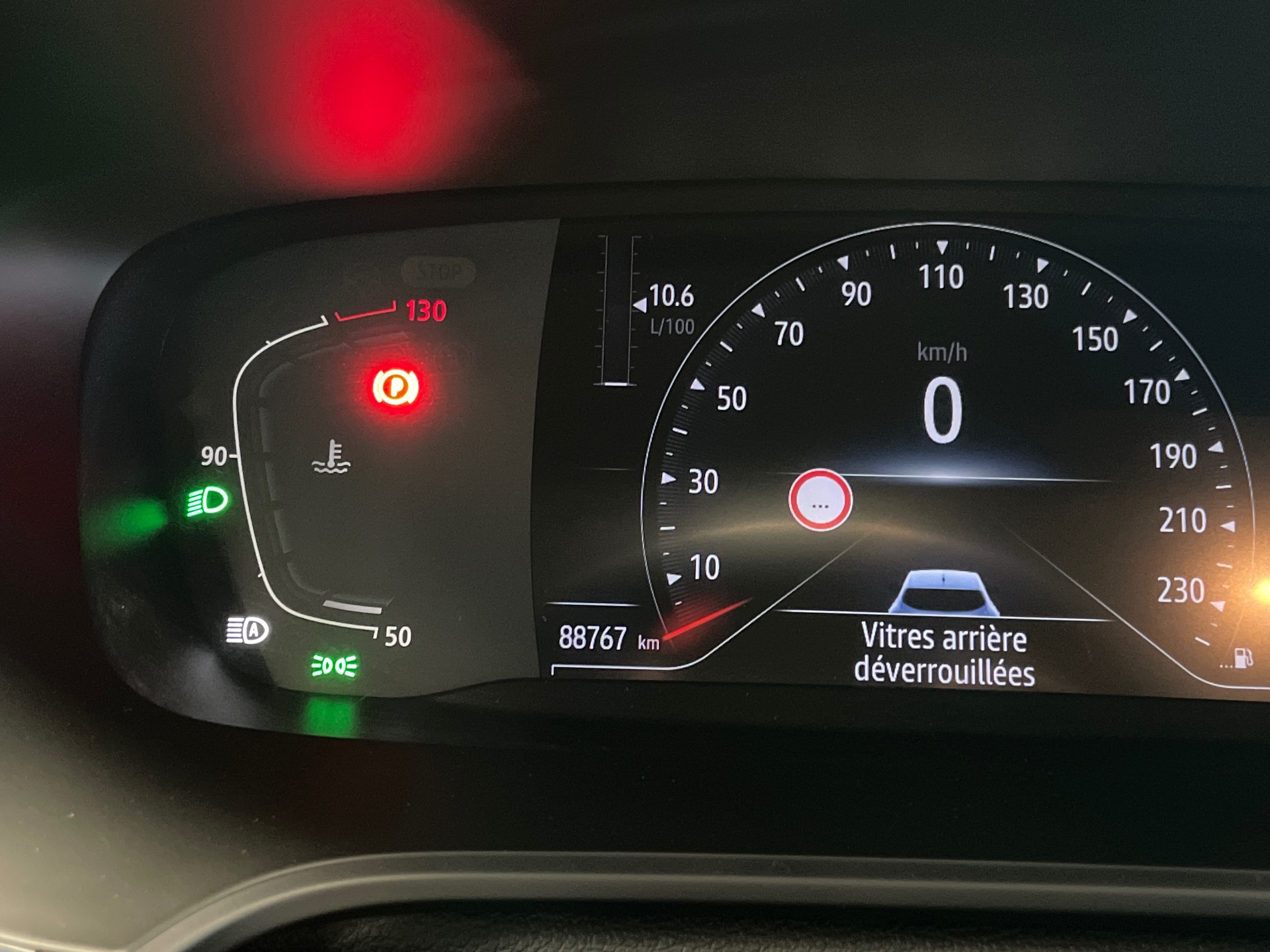 RENAULT MEGANE IV BERLINE TCe 140 EDC FAP Business — expertise