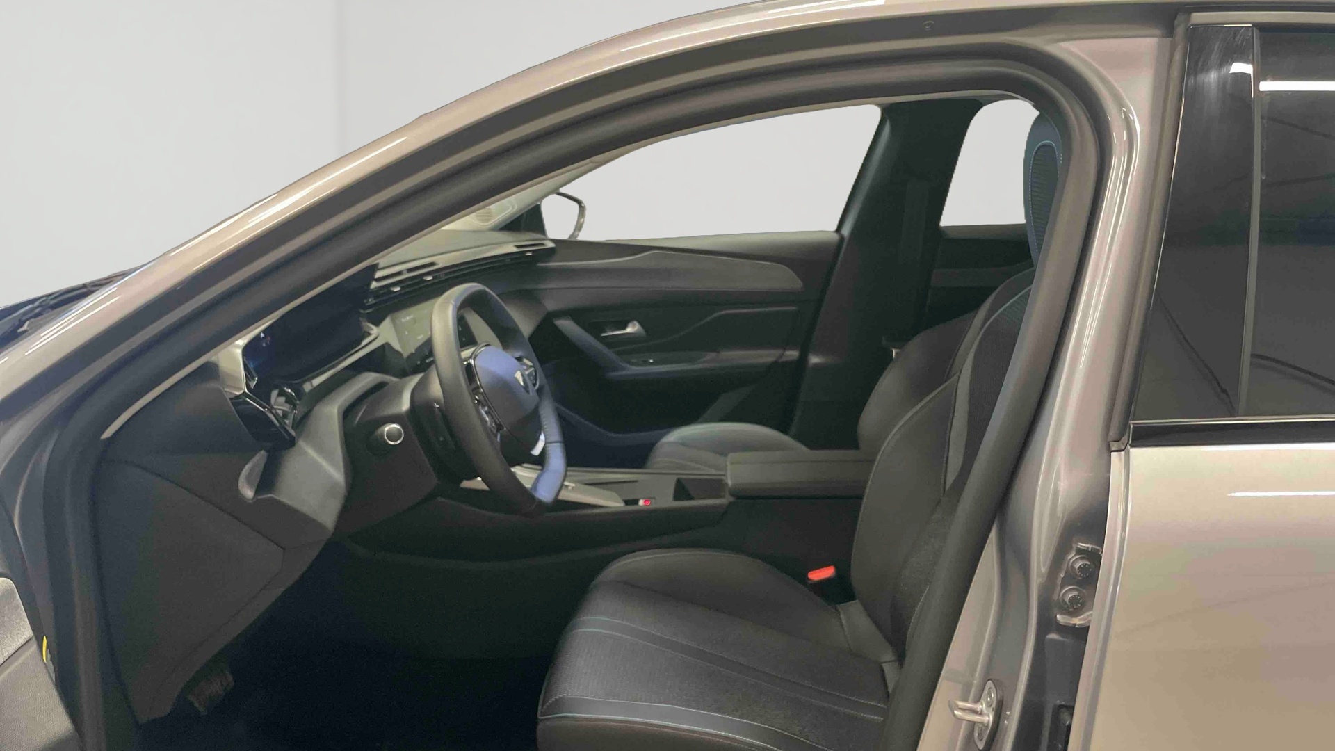 PEUGEOT 308 SW Allure BlueHDI 130 ch S&S EAT8