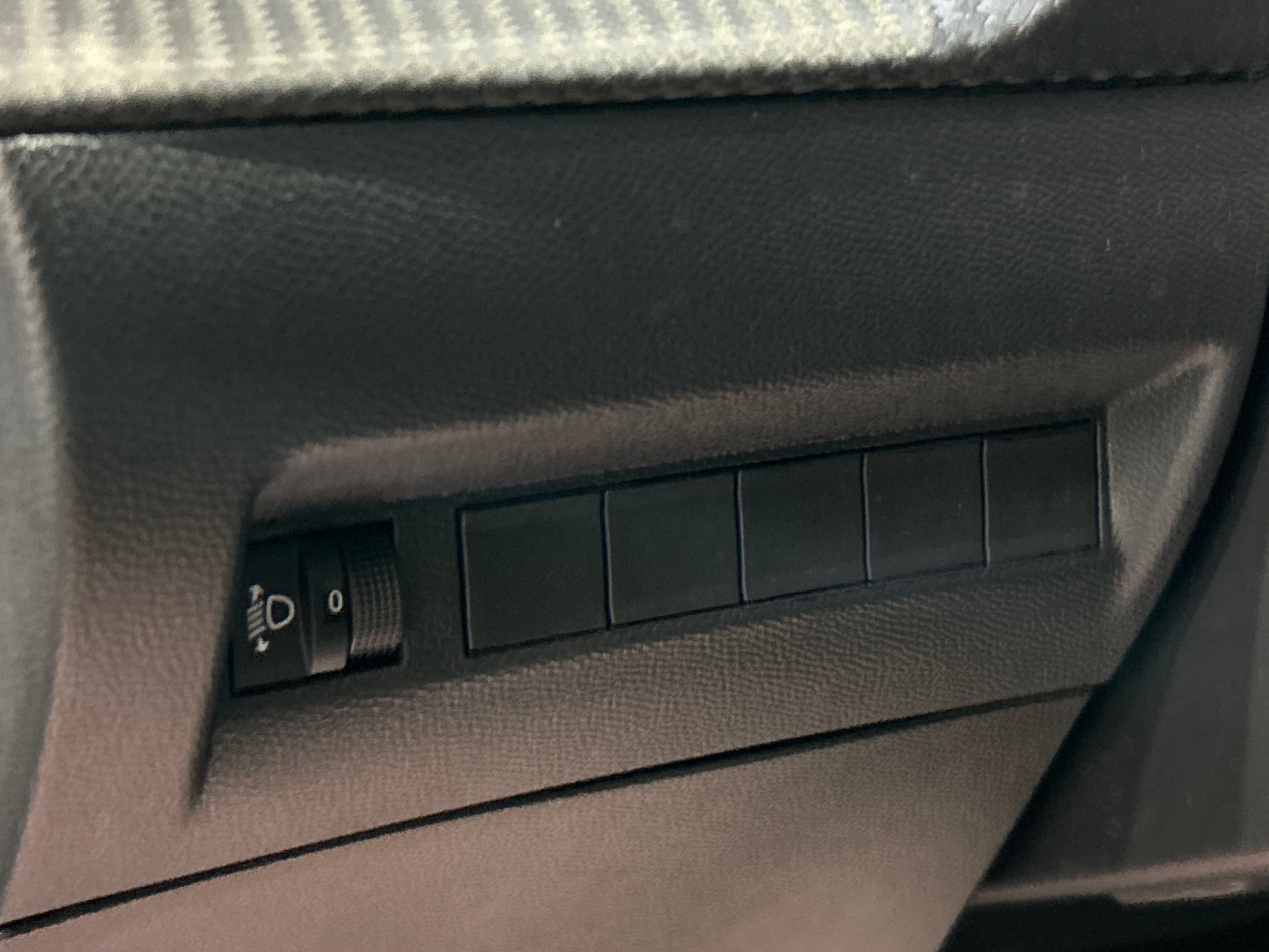 PEUGEOT 208 Allure 100 ch BVM6