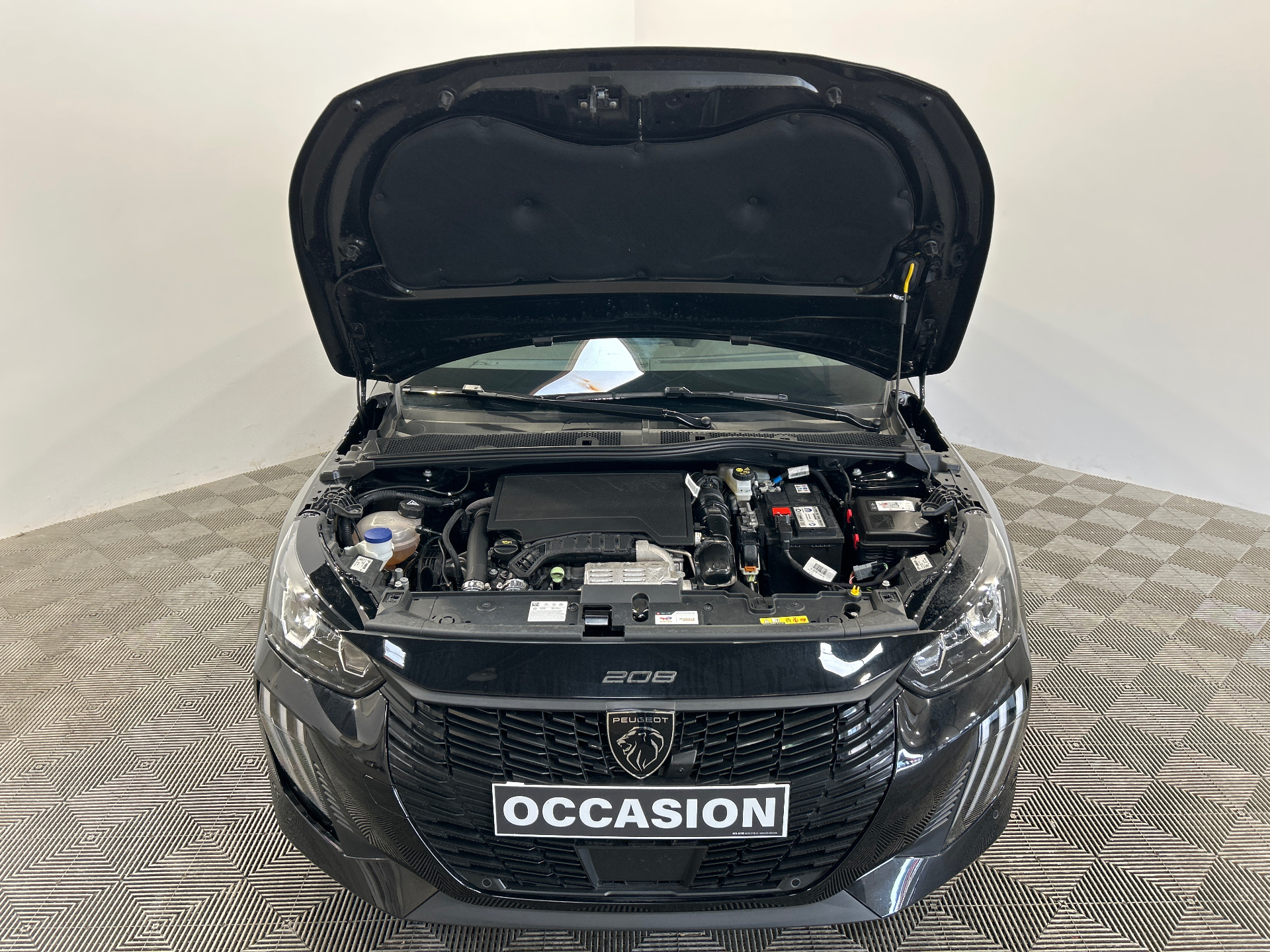 PEUGEOT 208 Allure 100 ch BVM6 — expertise