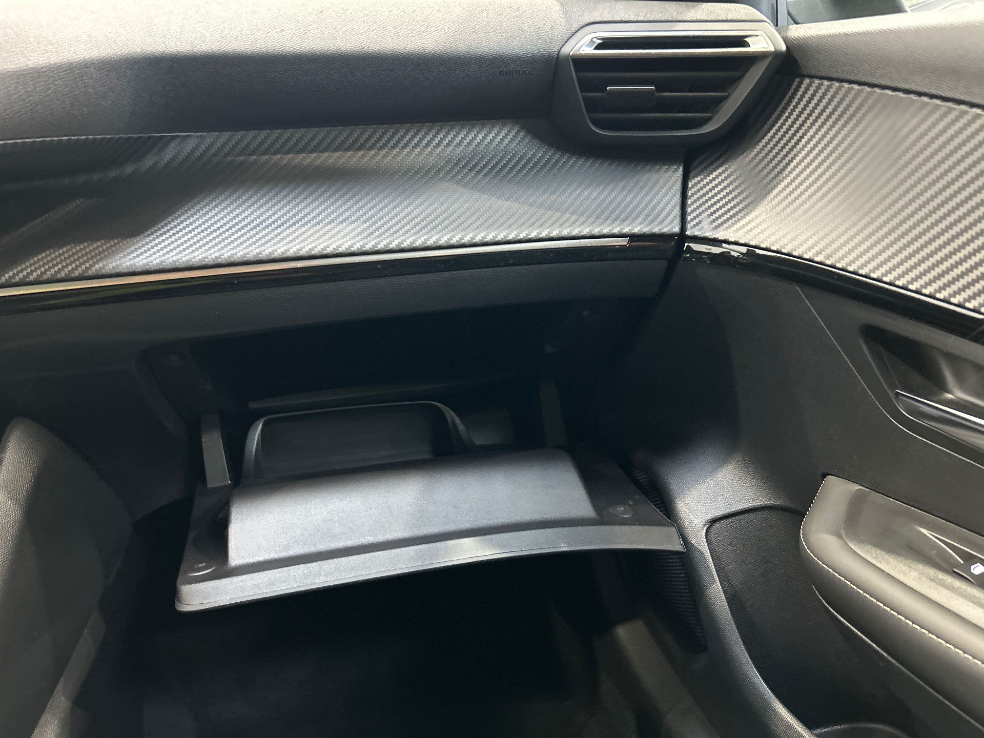 PEUGEOT 208 Allure 100 ch BVM6