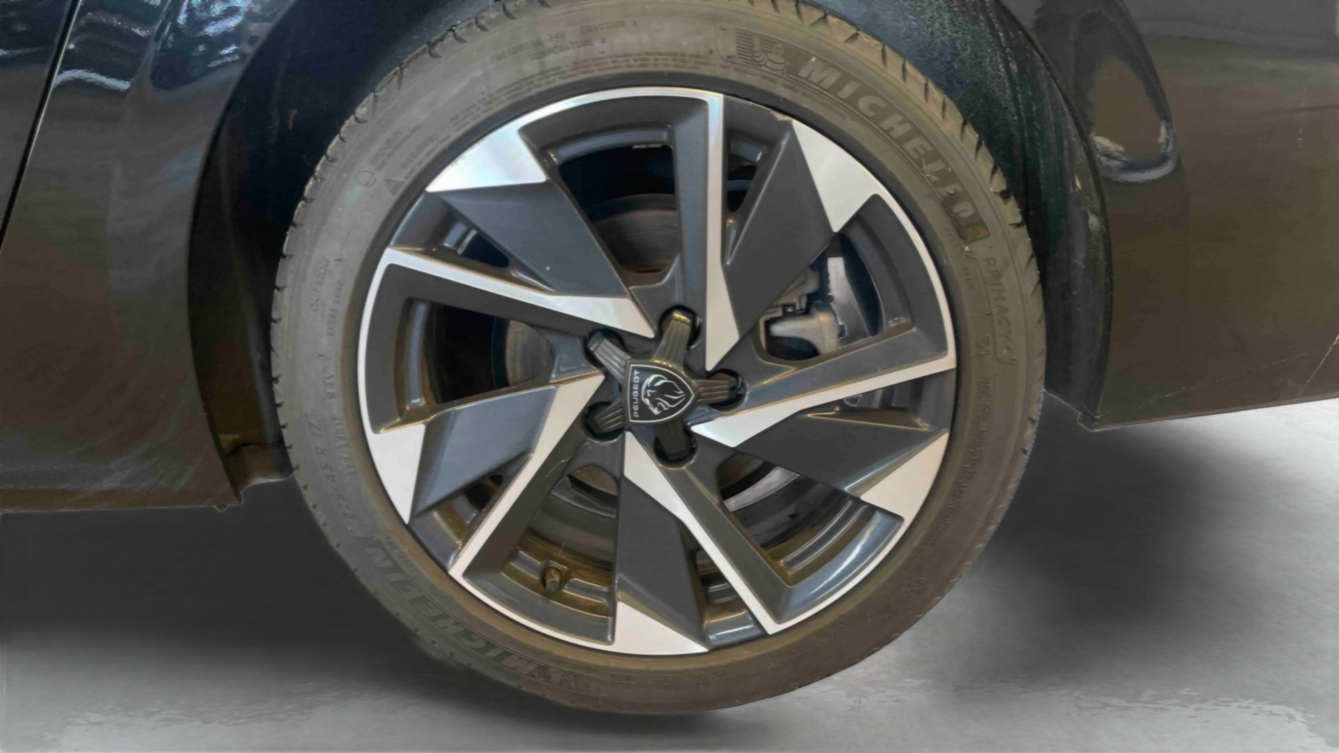 PEUGEOT 308 SW Allure BlueHDI 130 ch S&S EAT8 — expertise