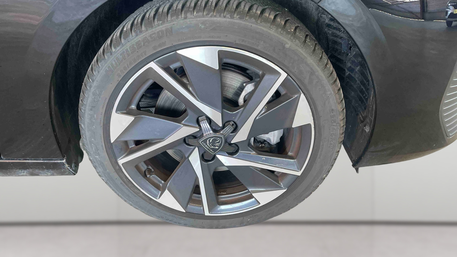 PEUGEOT 308 SW Allure BlueHDI 130 ch S&S EAT8 — expertise