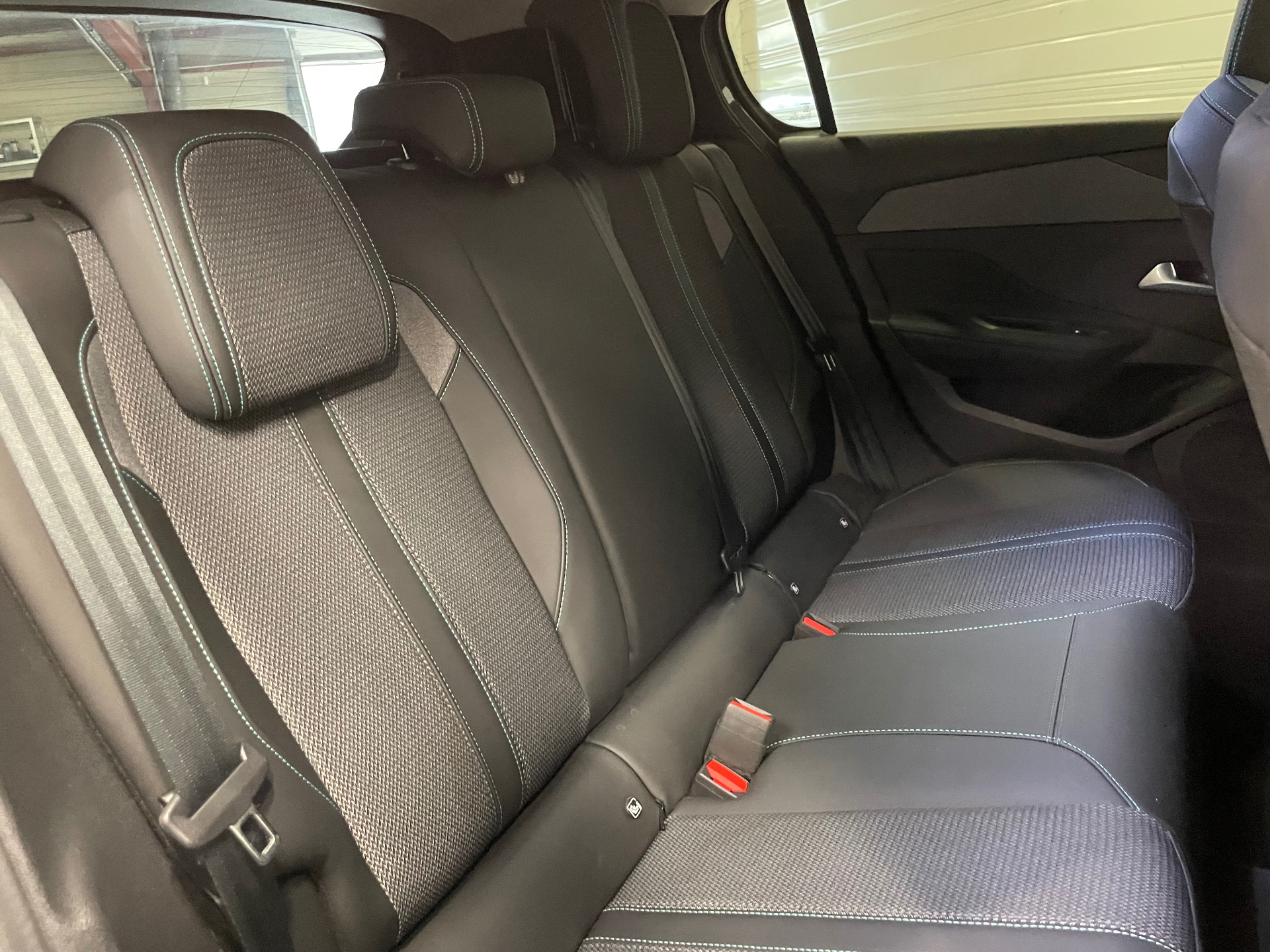 PEUGEOT 308 Hybrid 136 e-DCS6 Allure