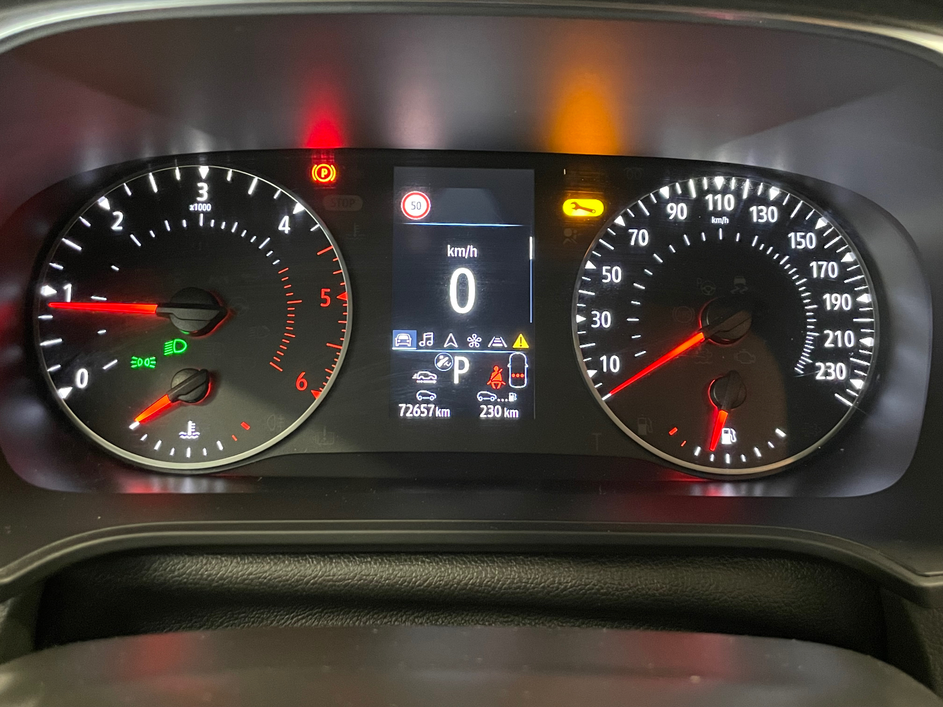 RENAULT MEGANE IV BERLINE Blue dCi 115 EDC - 21N Business