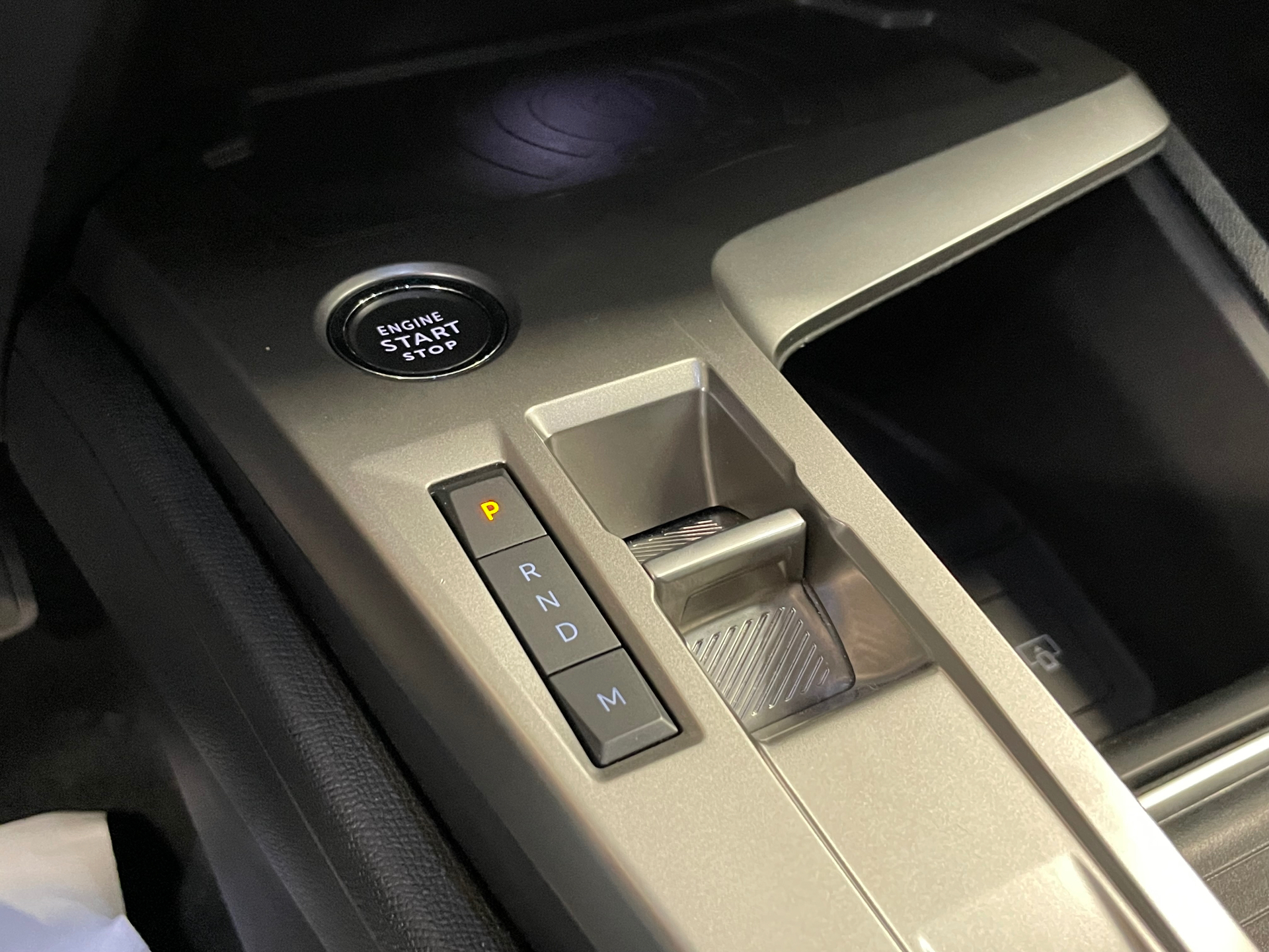 PEUGEOT 308 Hybrid 136 e-DCS6 Allure