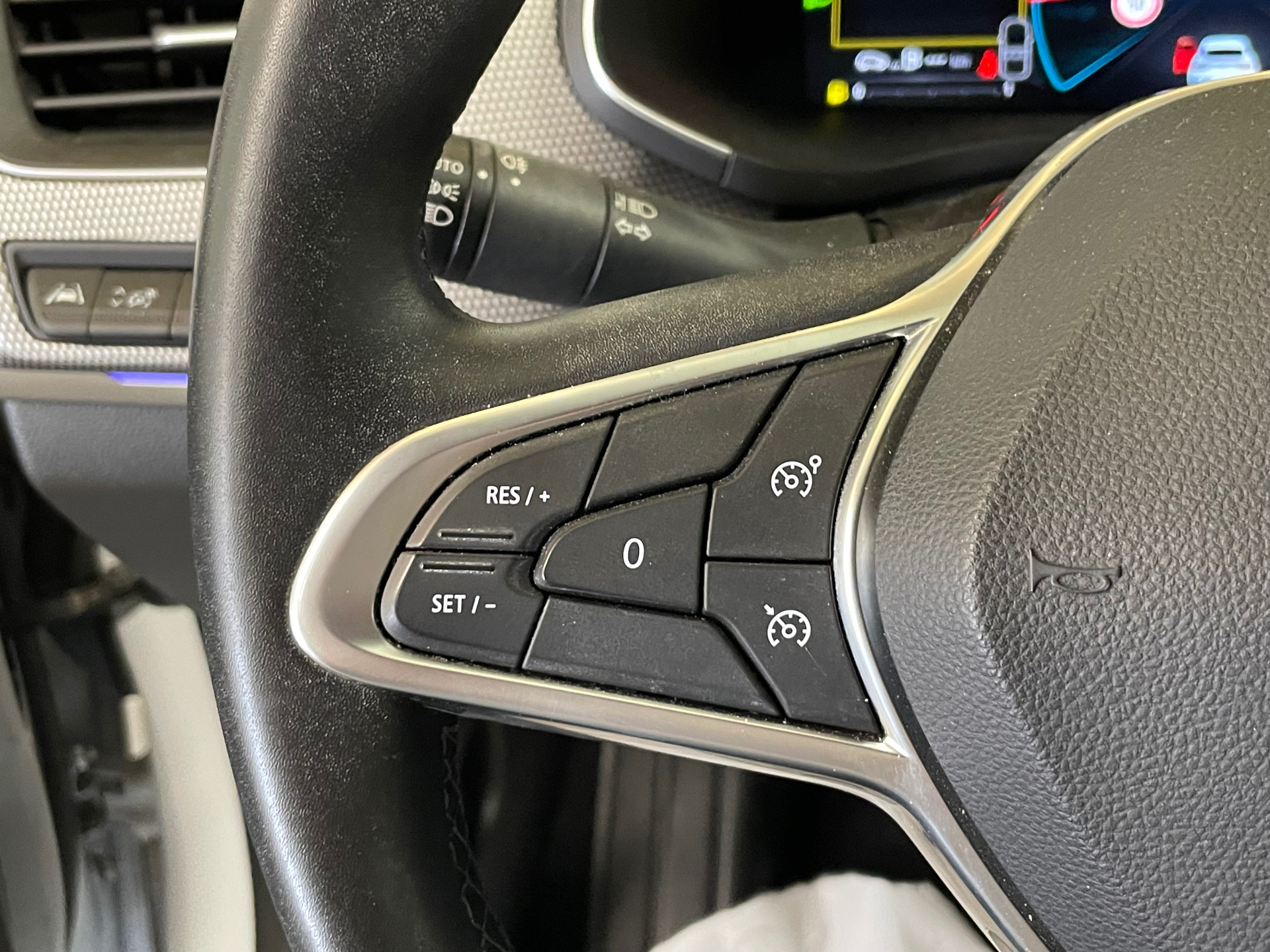 RENAULT ARKANA E-Tech hybride 145 - 22 Techno