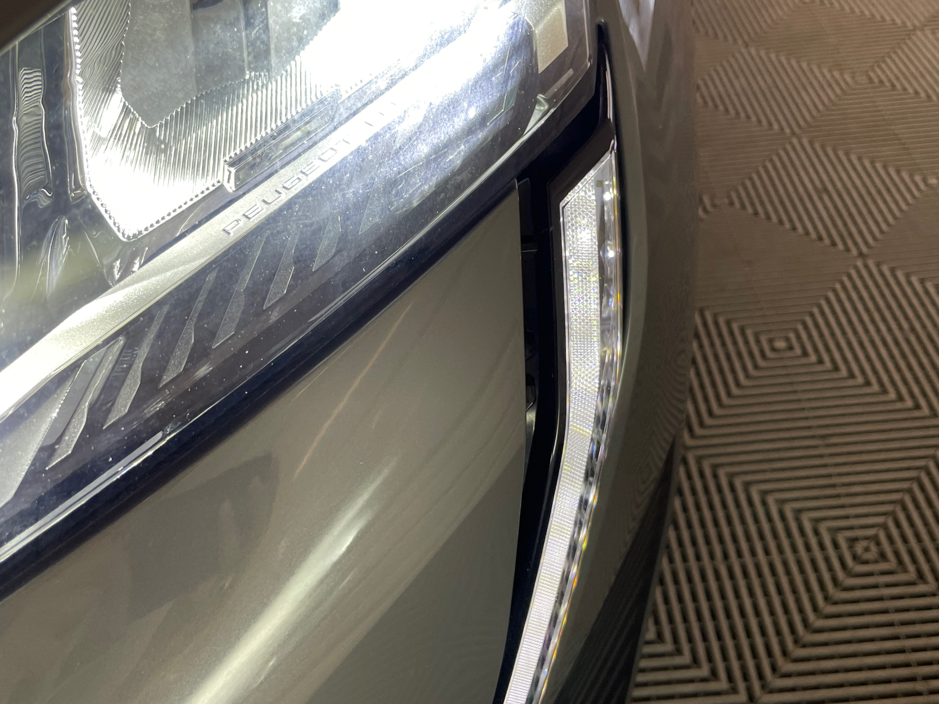 PEUGEOT 308 Hybrid 136 e-DCS6 Allure — expertise
