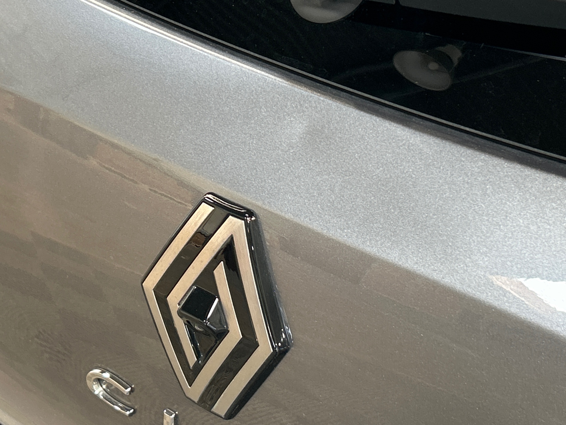 RENAULT CLIO V Techno 90 tce — expertise