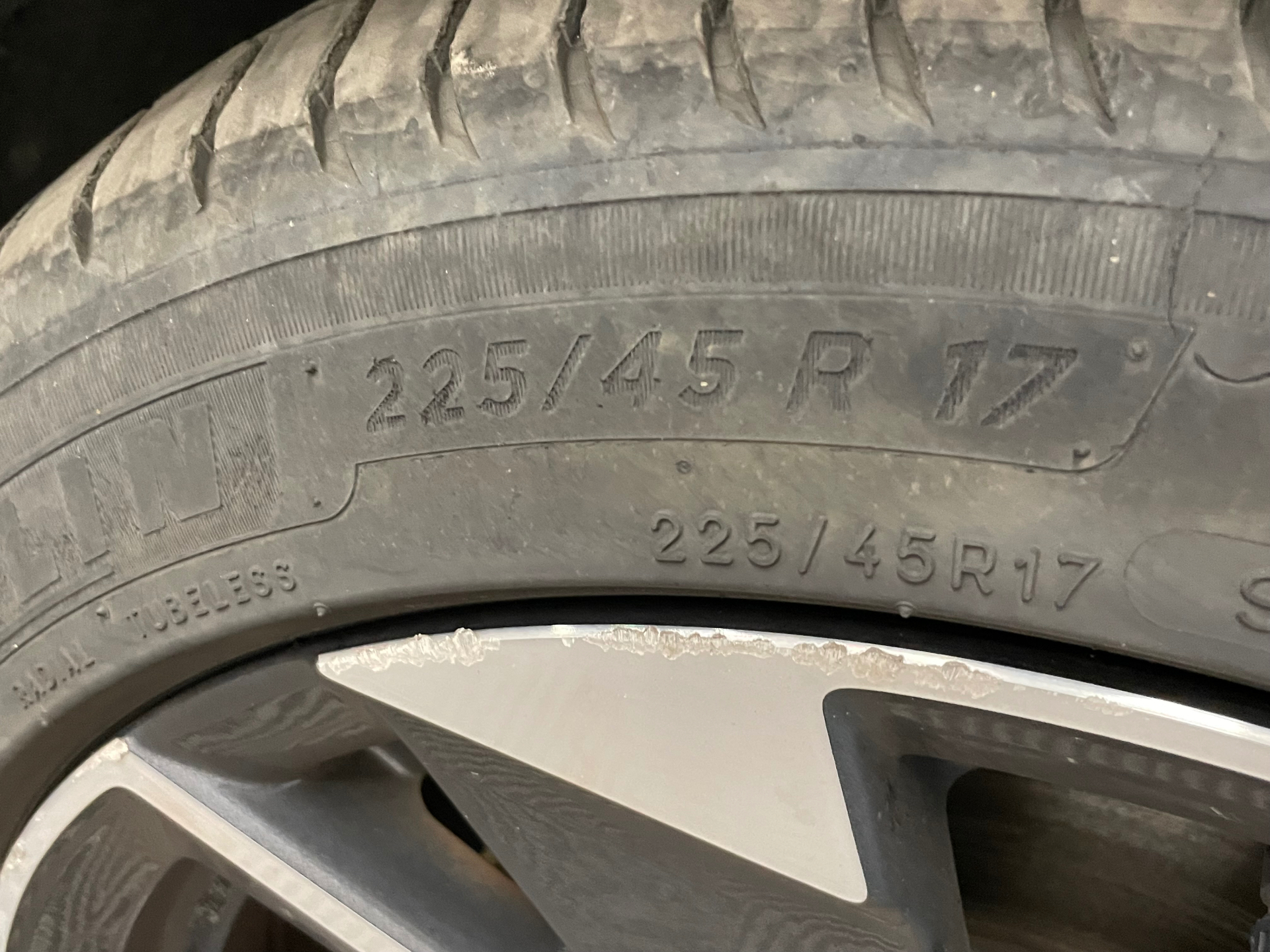 PEUGEOT 308 Hybrid 136 e-DCS6 Allure — expertise
